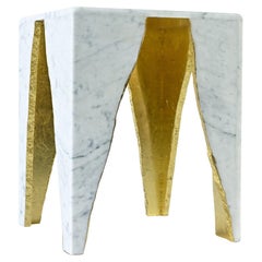 ChunkY01, Mesa auxiliar de mármol de Carrara