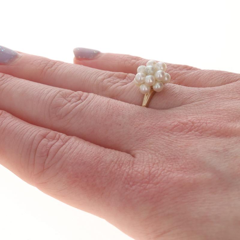 Donna Church's & Co. Anello cocktail con cluster di perle coltivate - Oro giallo 14k in vendita