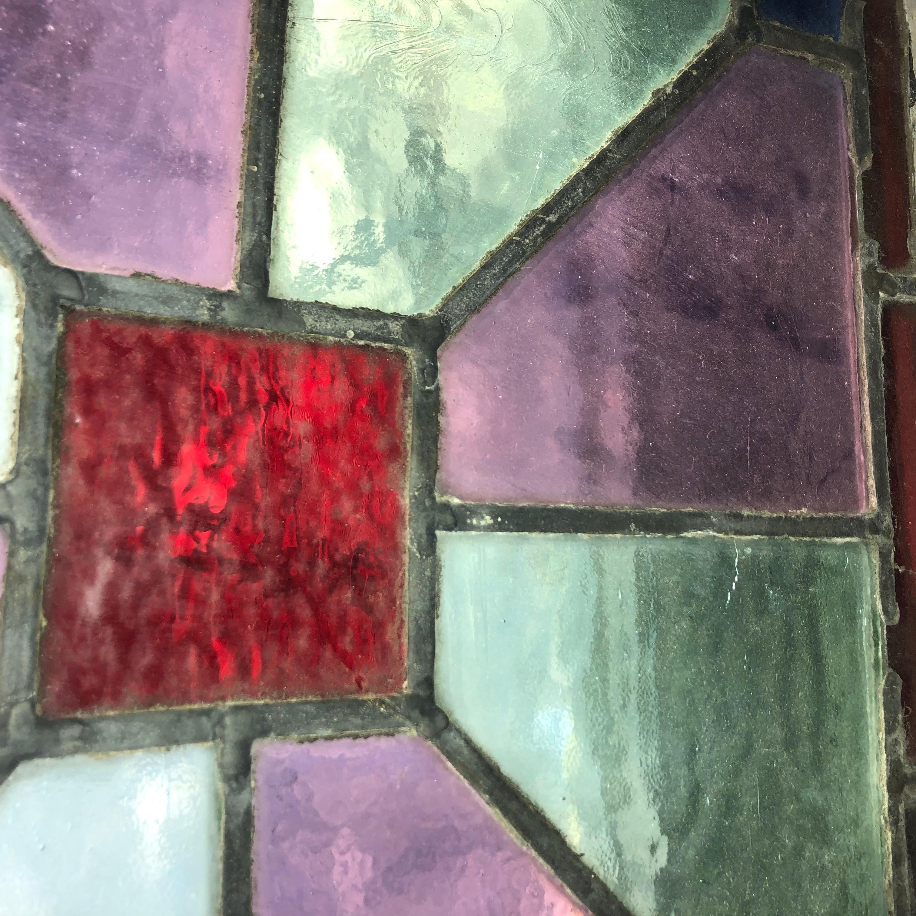 Finestra di vetro della chiesa 32