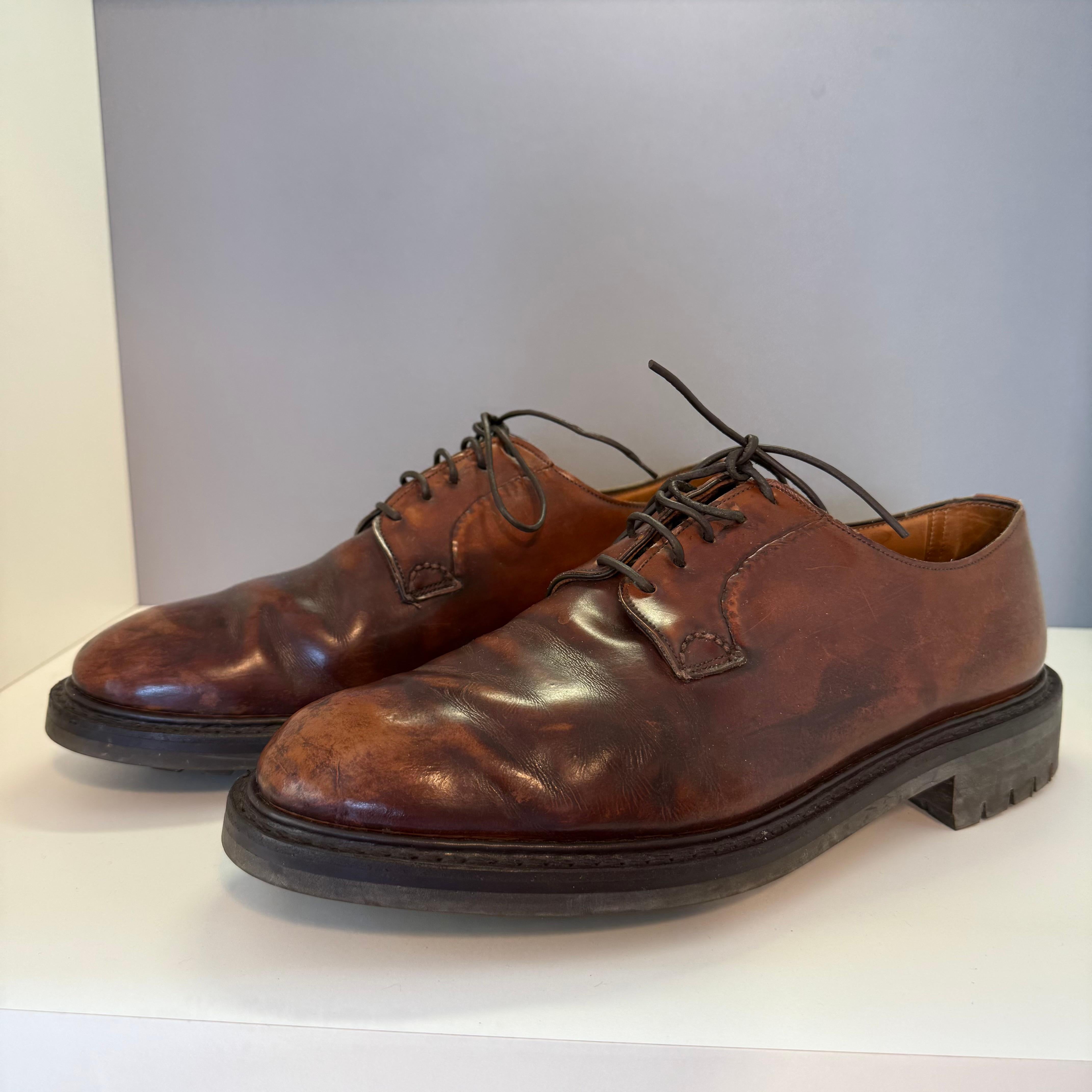 Le iconiche ed eleganti scarpe da uomo Church's
Grado personalizzato
Derby
Modello Shannon
Pelle
Colore marrone
Allacciati
Taglia 9 (43 italiana)
Spedizione prioritaria in tutto il mondo inclusa nel prezzo!
Le tue domande/messaggi di interesse sono