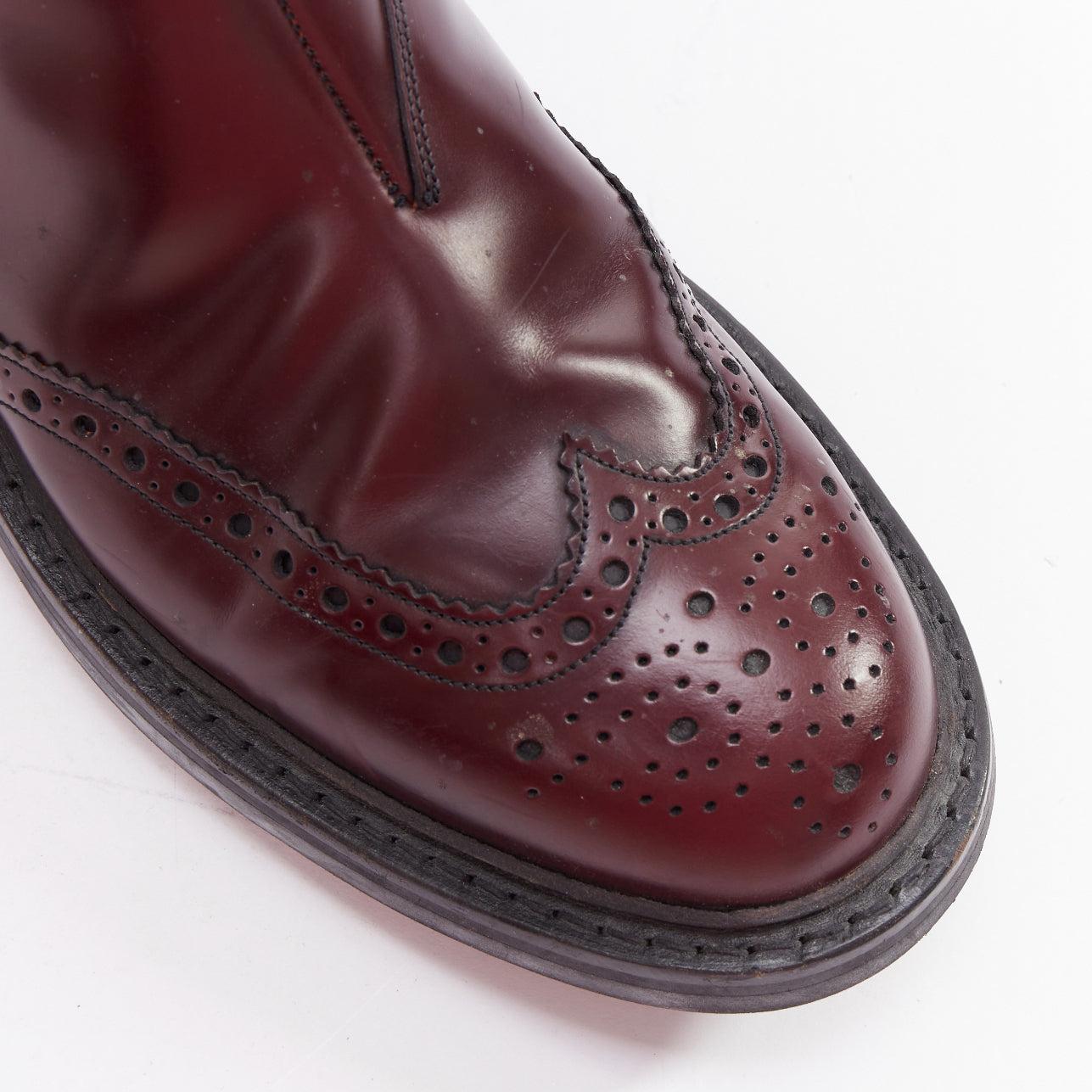 Church's Ketsby bordeaux perforato lucido stivali chelsea UK7 EU41 in vendita 2