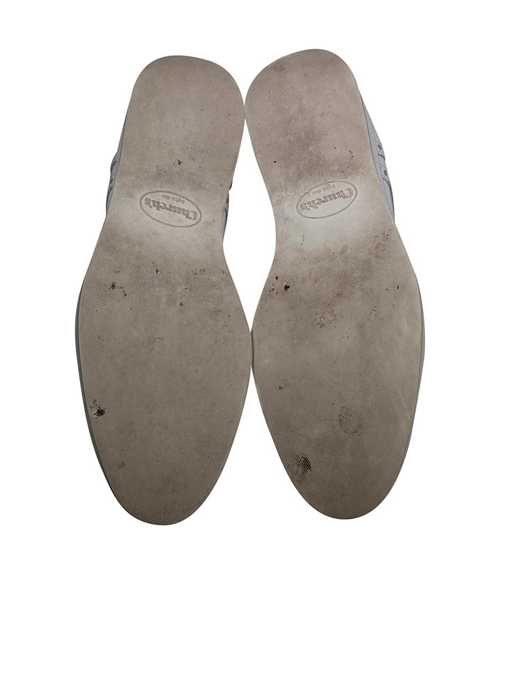 Brogues à lacets en cuir blanc perforé de Church's, taille IT 38,5 Bon état - En vente à London, GB