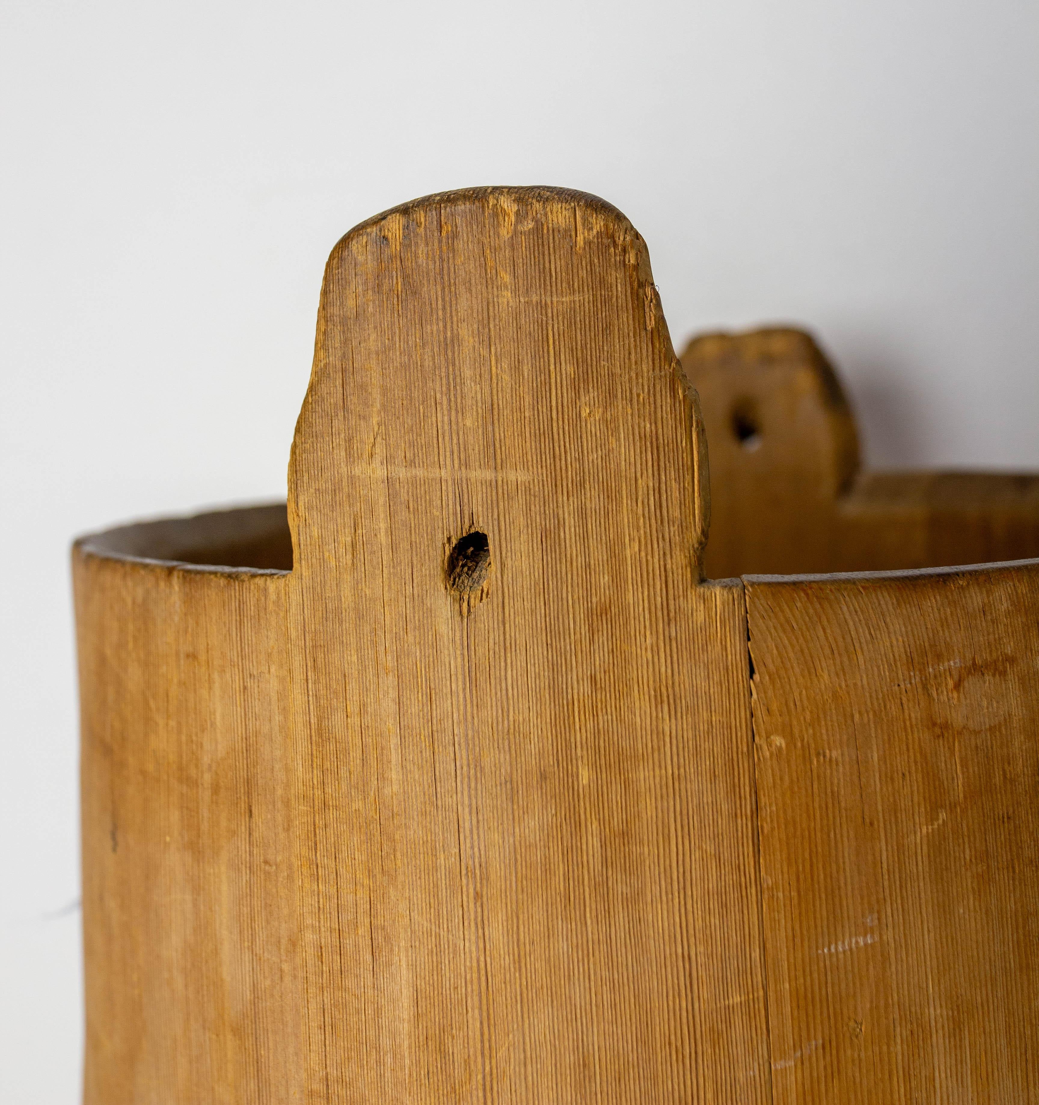 Churn, spruce, Sweden, late 18th century, 1797 For Sale 2