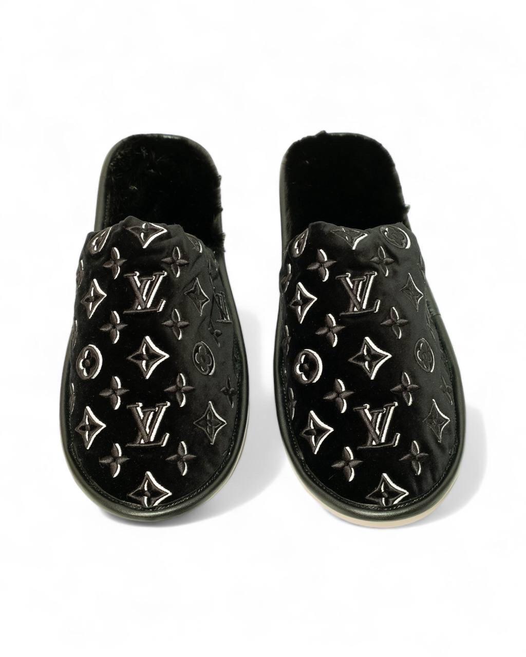 Ciabatta Louis Vuitton Suite Pelliccia Monograma en Bueno estado para la venta en Torre Del Greco, IT