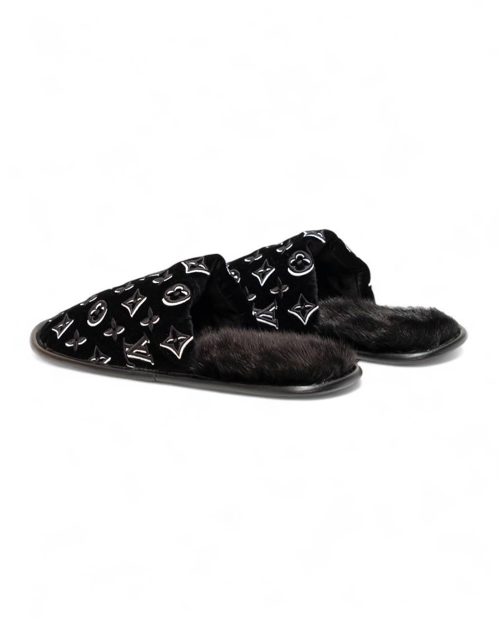 Femenino o masculino Ciabatta Louis Vuitton Suite Pelliccia Monograma en venta
