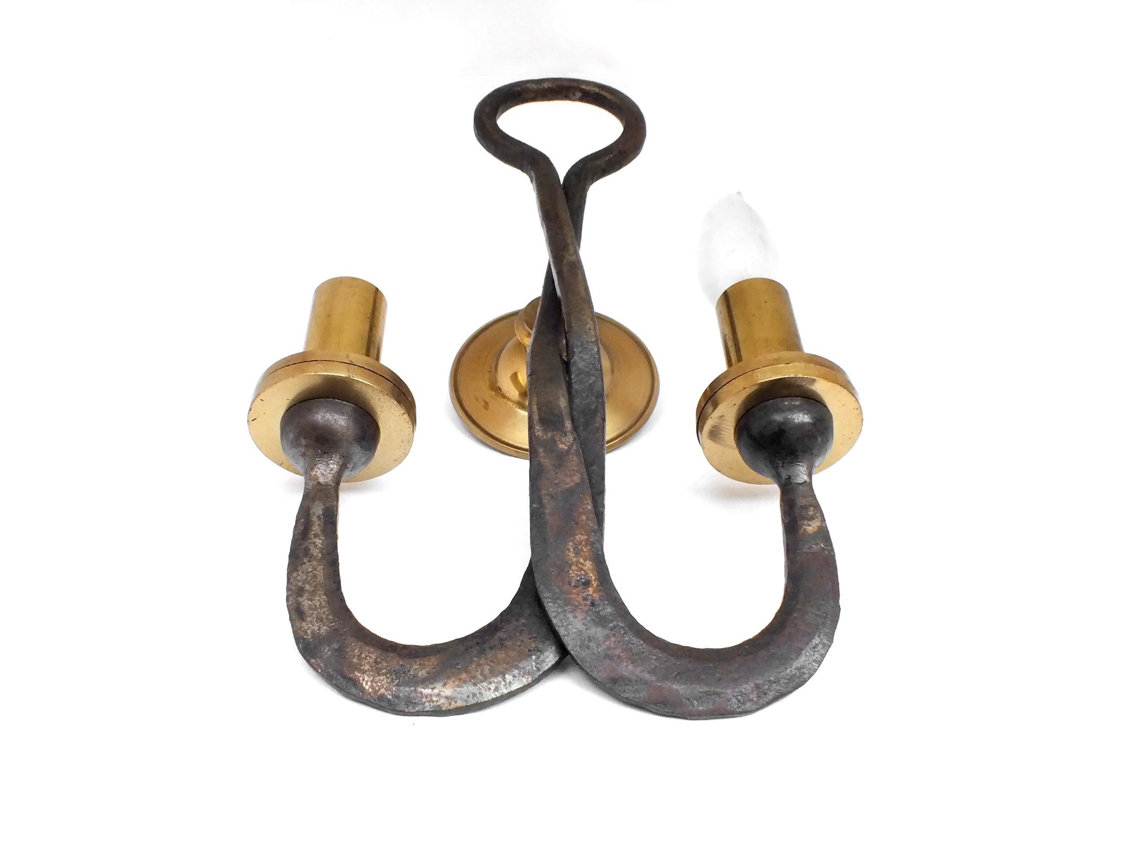 Atelier Ciani Florencia Italia diseño prod. años 80' medieval  elegante aplique de pared finales del siglo XX en venta