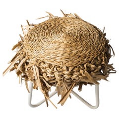 Ciça Stool Hairy, handwerklich hergestellter Taboa-Strohfaser-Puff aus Brasilien