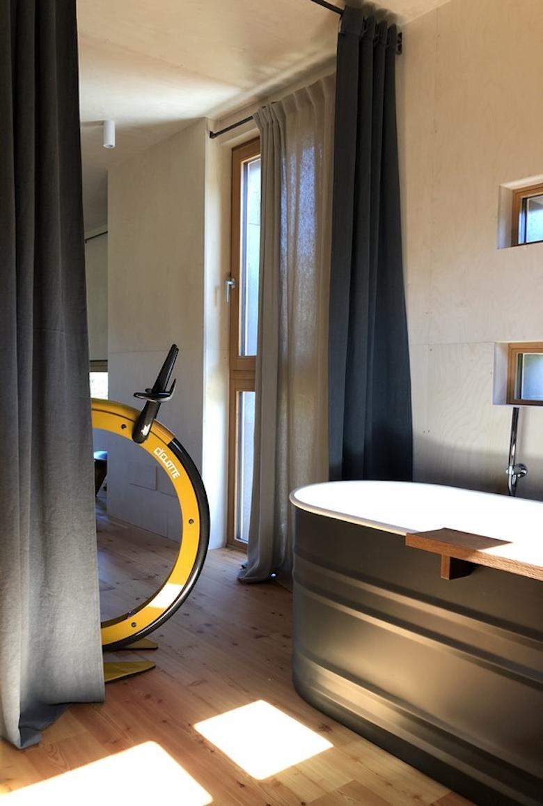 Contemporary Ciclotte Exercise Bike in Yellow Steel by Luca Schieppati