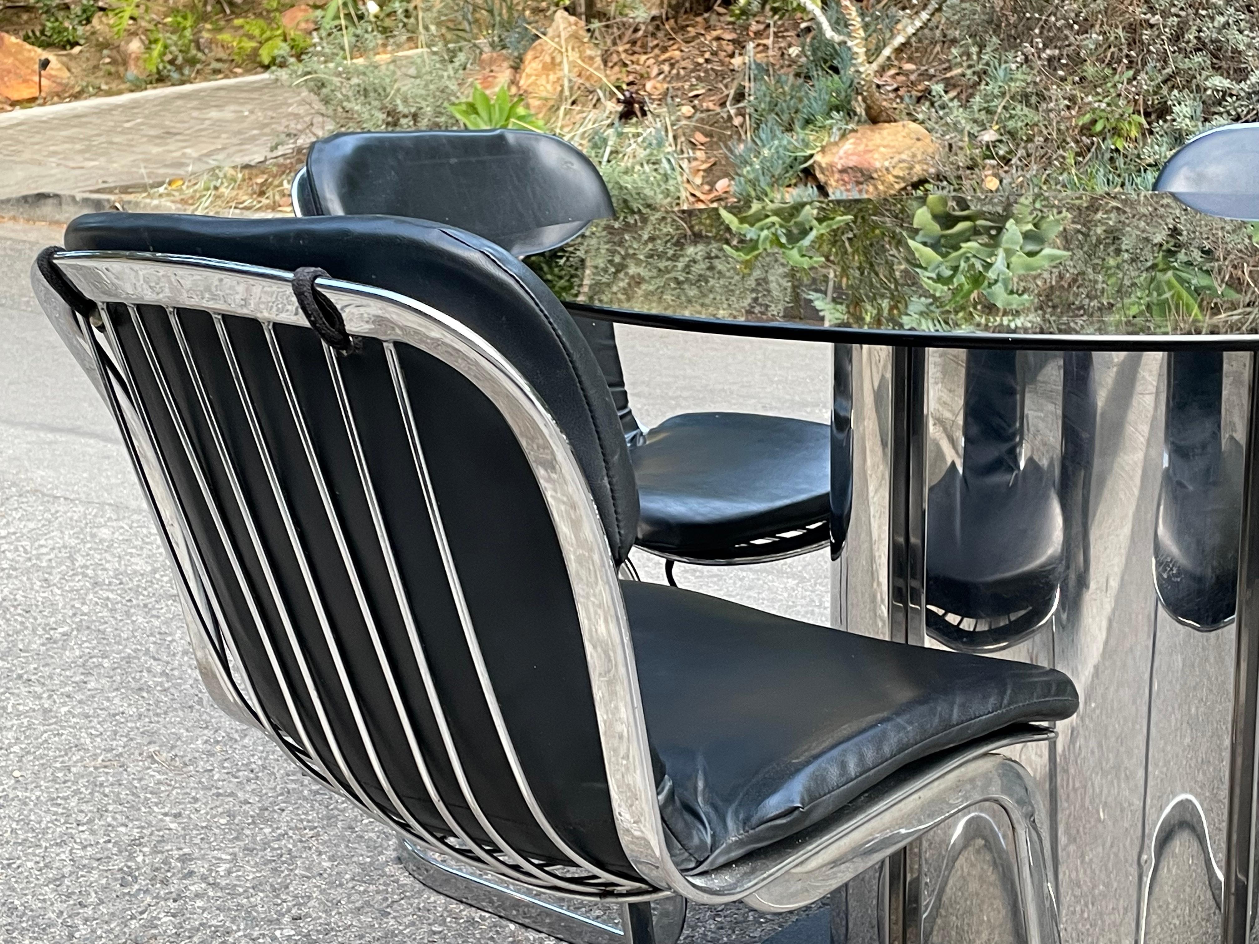 Tavolo da pranzo 