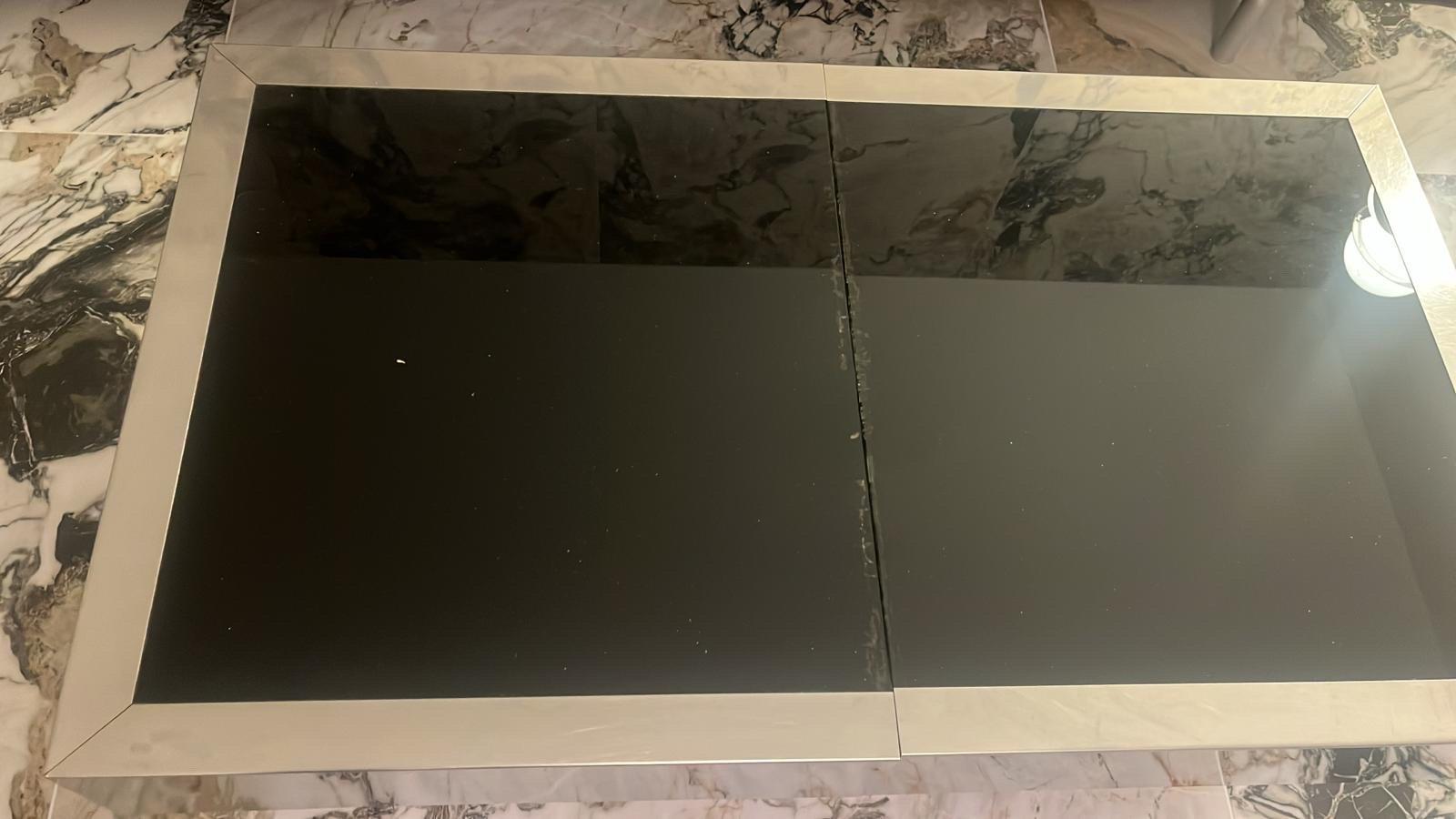 italien Cidue Table basse avec bar à sec caché en acier inoxydable et verre , 1970 en vente