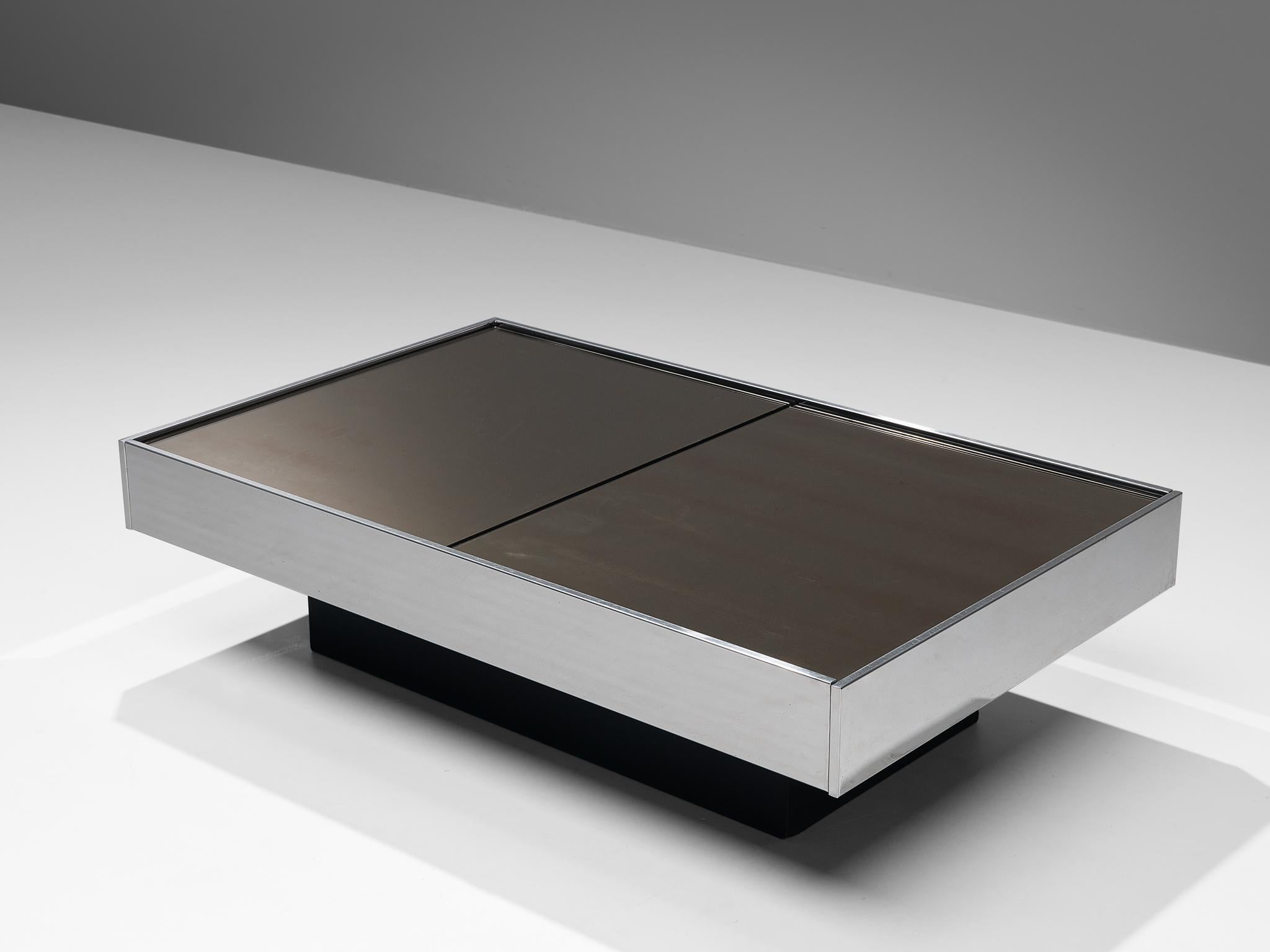 Late 20th Century Cidue Coffee Table with Hidden Dry Bar in Stainless Steel and Glass  For Sale