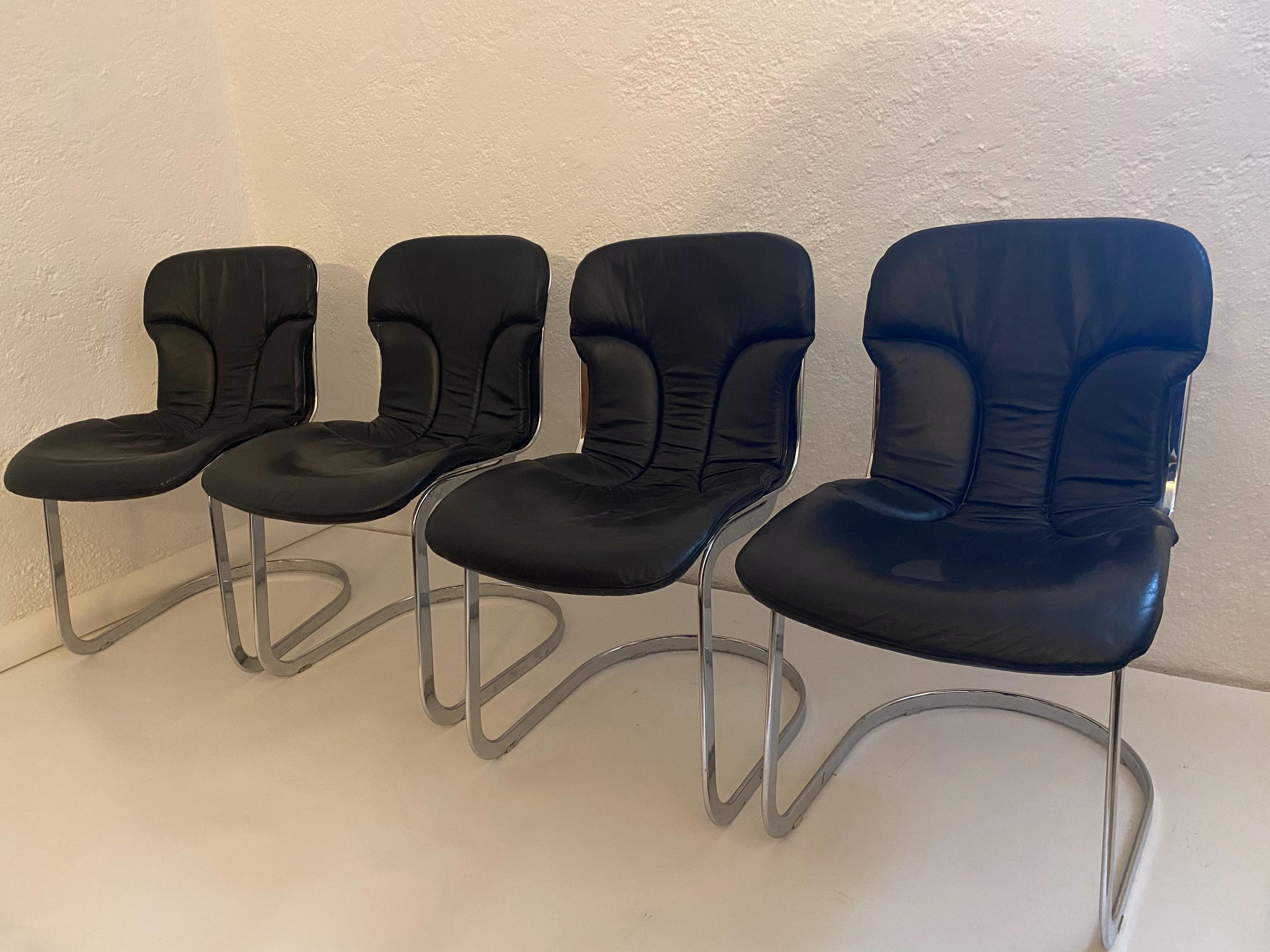 Cidue Esszimmerstühle entworfen von Willy Rizzo 4er-Set aus verchromtem und schwarzem Leder (Italienisch) im Angebot