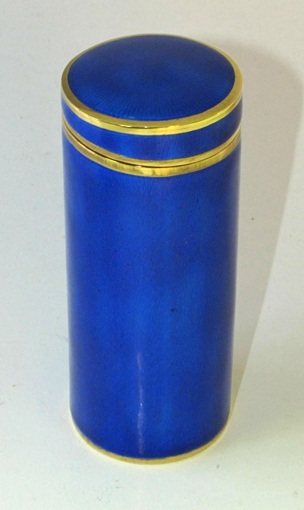 Caja para puros Cilíndrica para mesa esmalte azul sobre guilloche Salimbeni. Moderno en venta