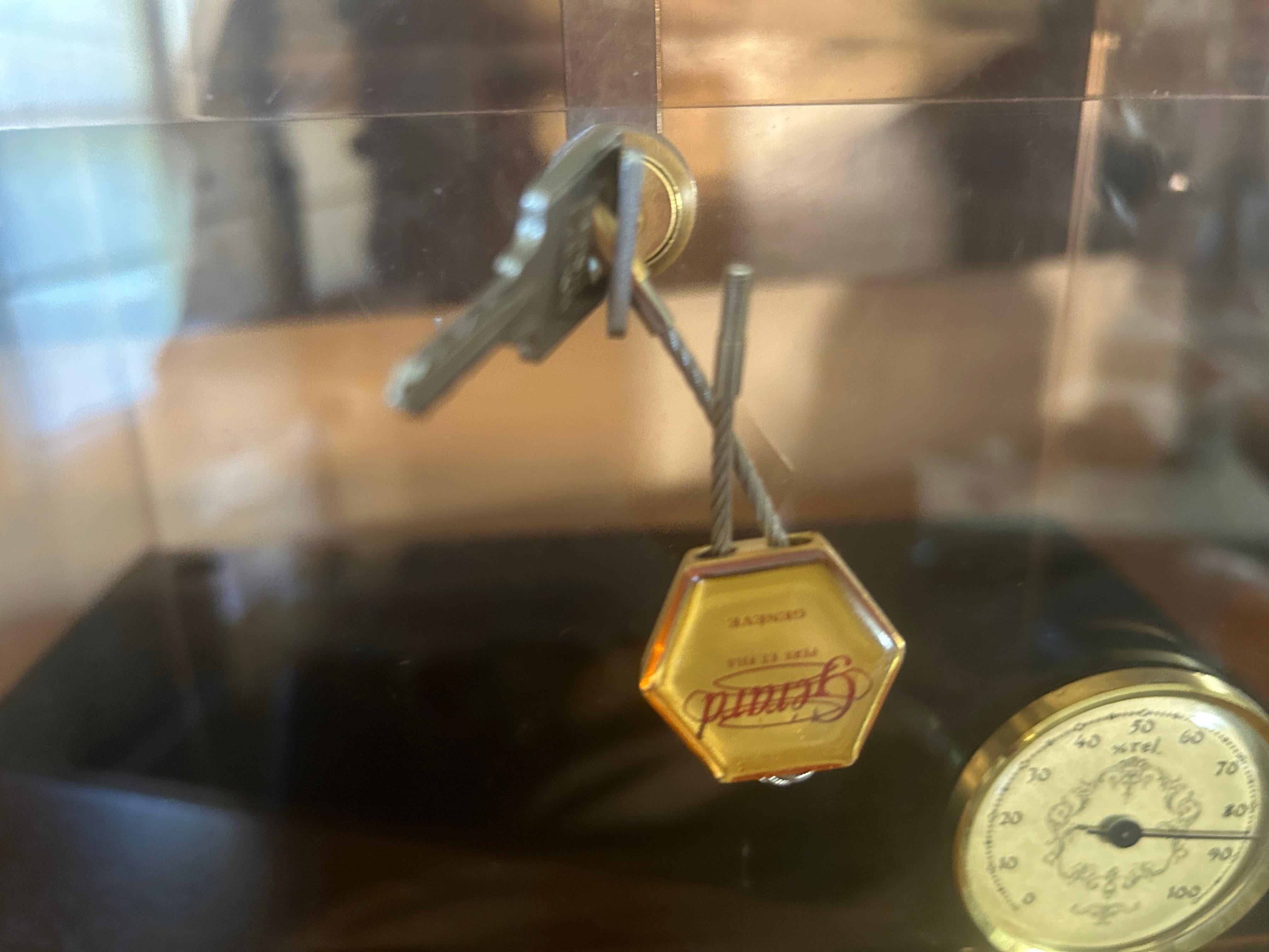 Cigar Box Humidor Plexi Maison Gérard and Son l, 1980 In Good Condition For Sale In Saint Rémy de Provence, FR