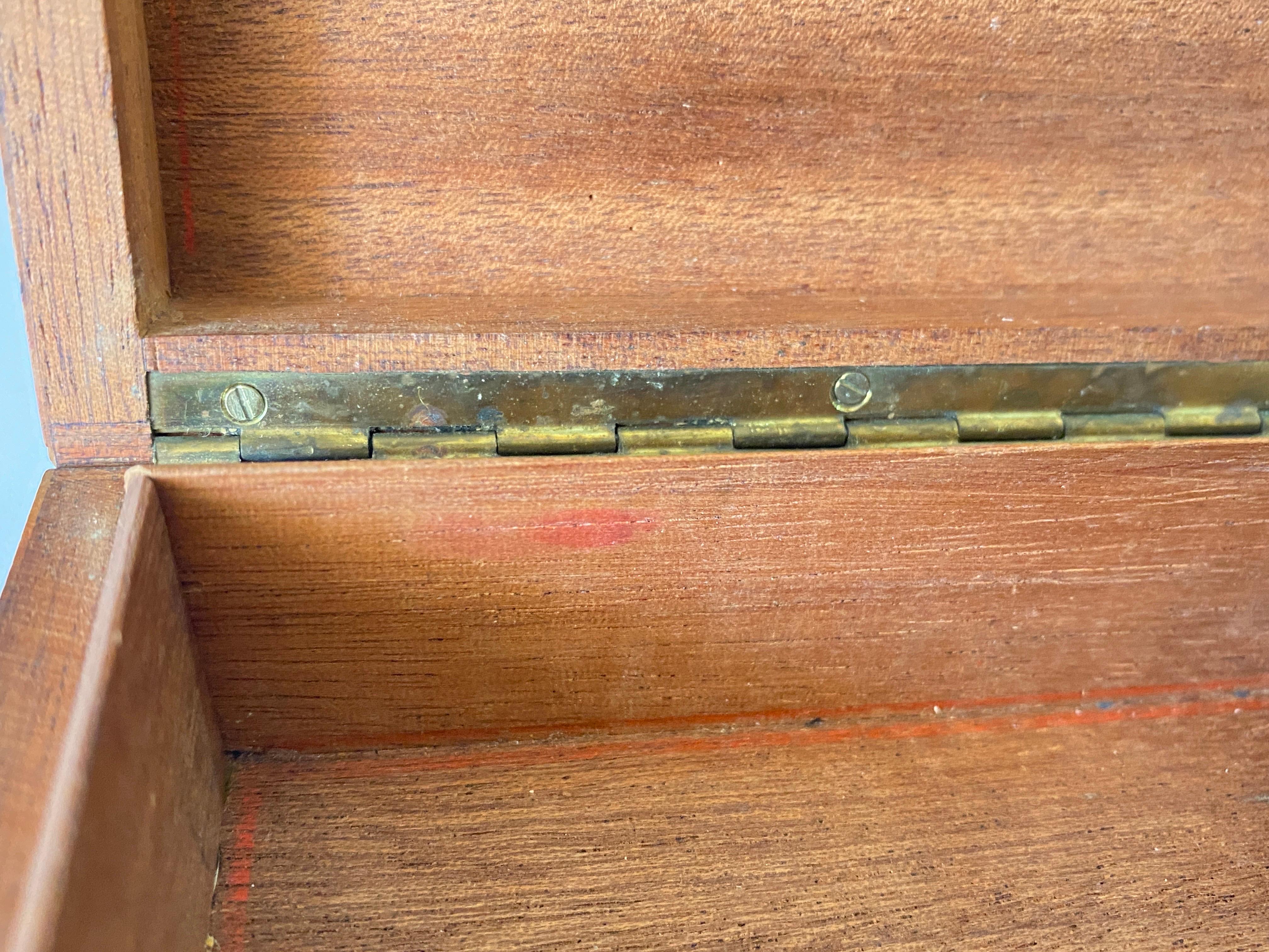 Fin du 20e siècle Boîte à cigares en bois ronceux, couleur marron, France, 20ème siècle