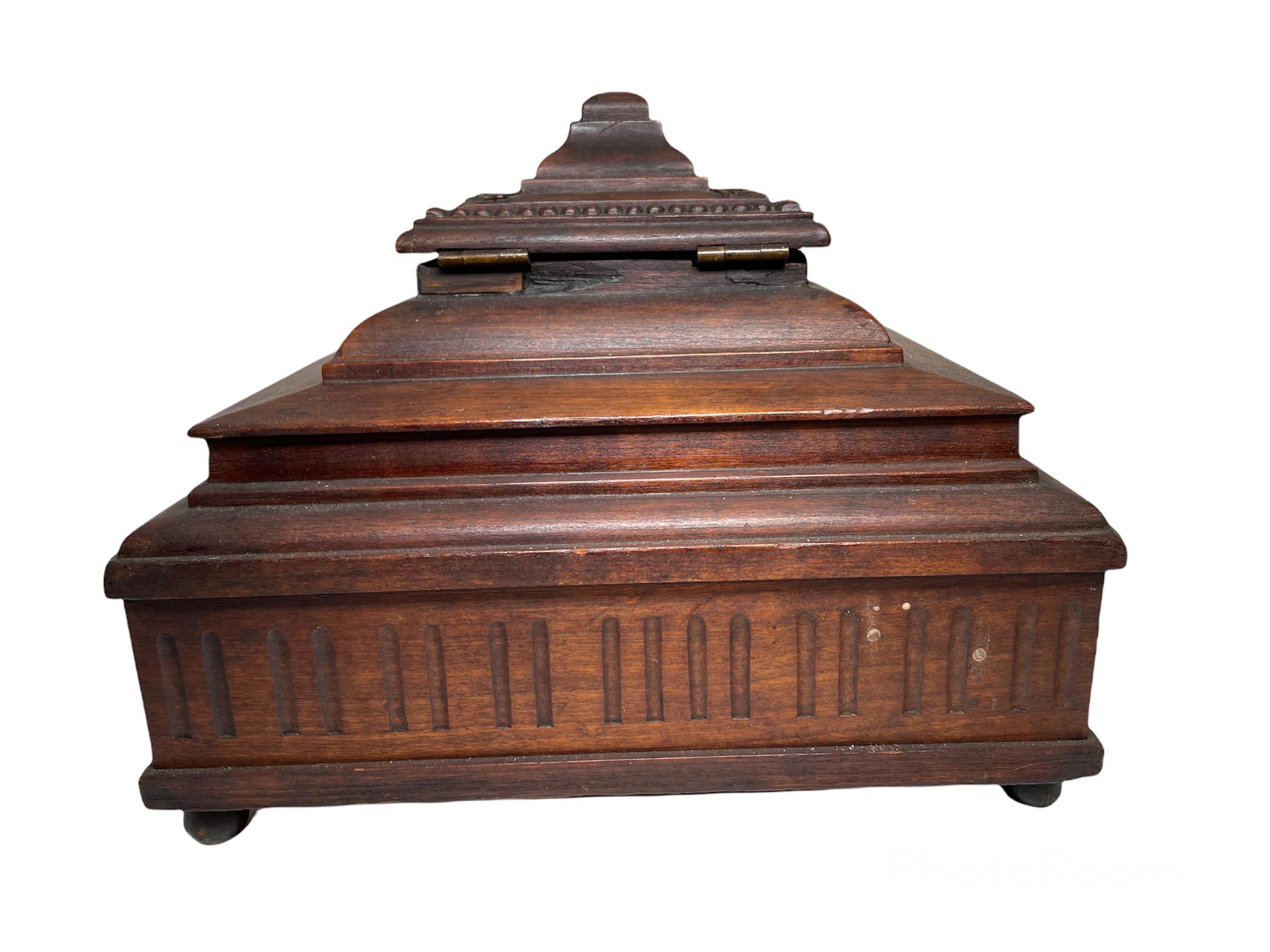 Unknown Cigar Humidor Wooden Box