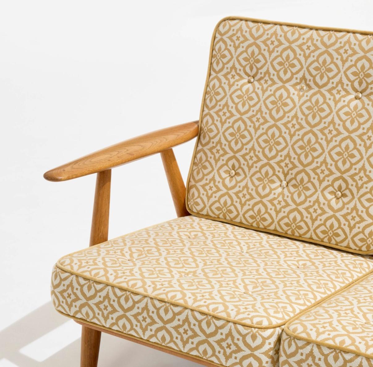 Danois Canapé à cigares de Hans J. Wegner GE 240/3 en vente