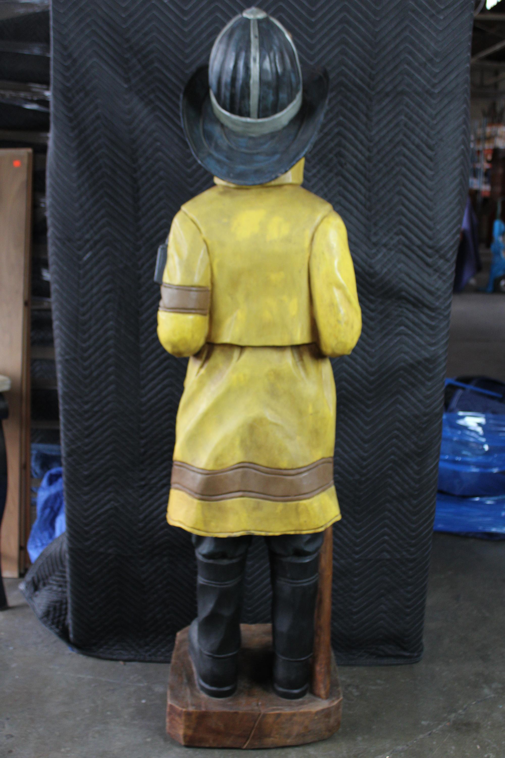 Cigar Store Life-Size Carved Fireman Figure Firefighter Sculpture Statue In Good Condition In Dayton, OH
