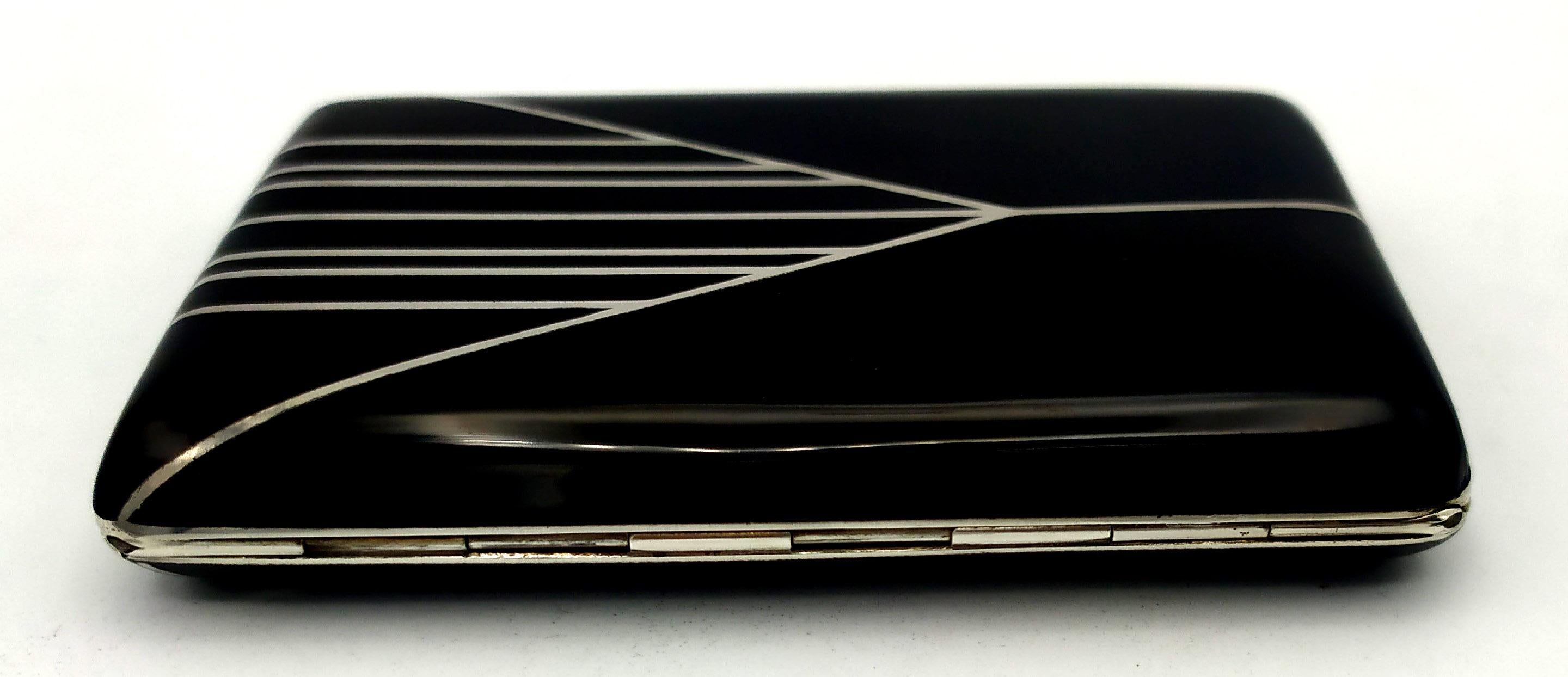 Italian Cigarette Case Art Deco style for Cartier USA in 1980s spring button Salimbeni For Sale