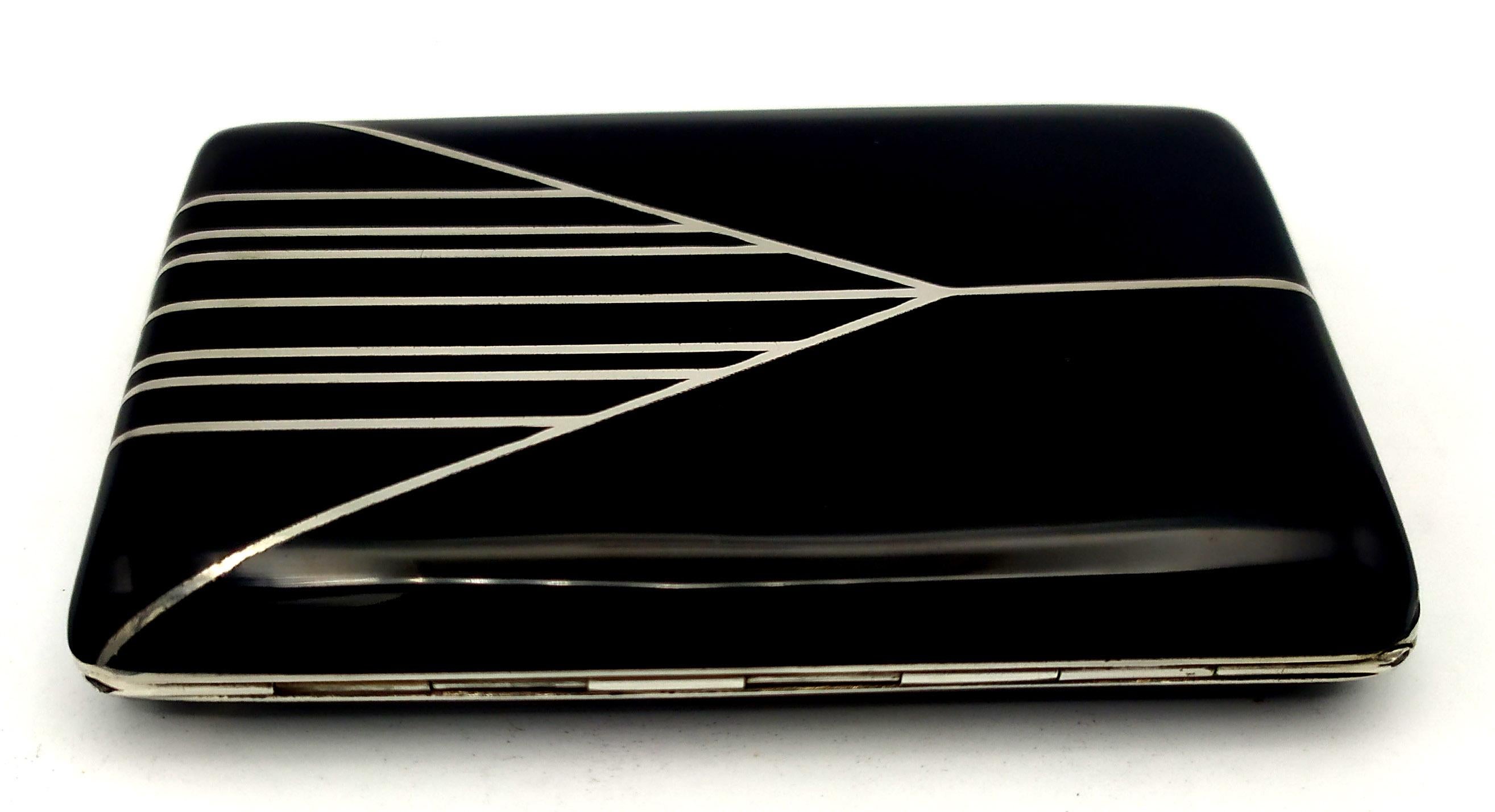 Cigarette Case Art Deco style for Cartier USA in 1980s spring button Salimbeni In Excellent Condition For Sale In Firenze, FI