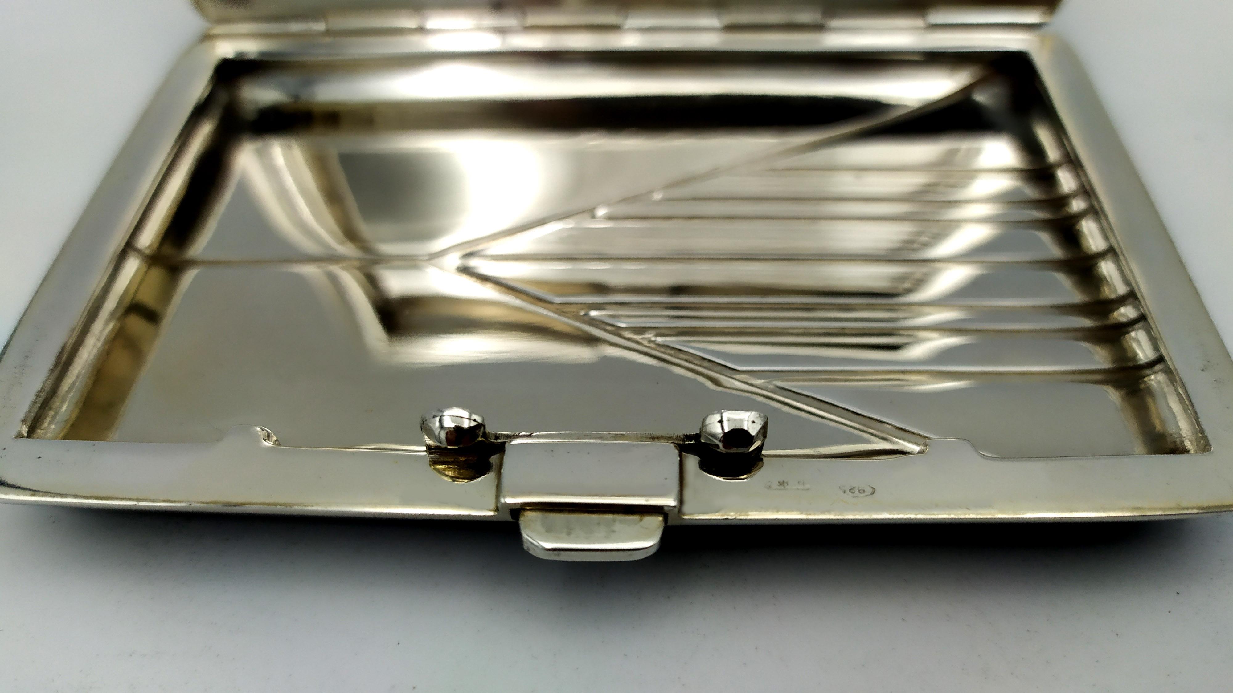 Cigarette Case Art Deco style for Cartier USA in 1980s spring button Salimbeni For Sale 2
