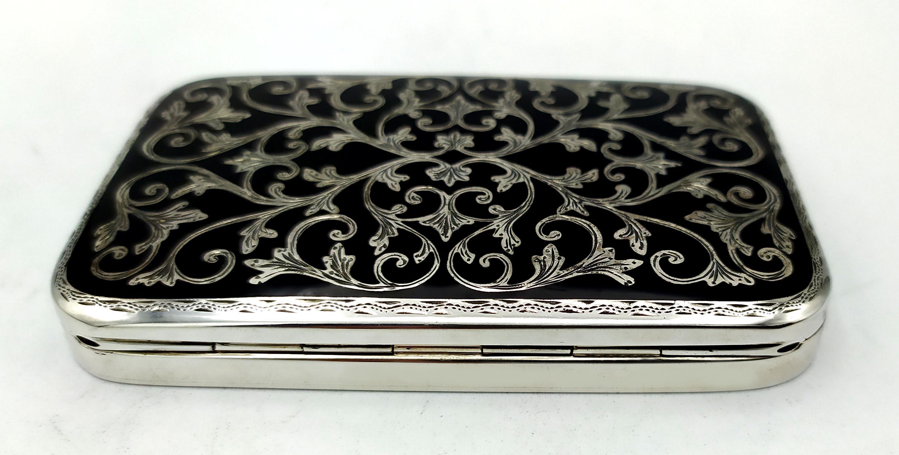 Cigarette Case Black Baroque style hand engraving Sterling Silver Salimbeni In Excellent Condition For Sale In Firenze, FI