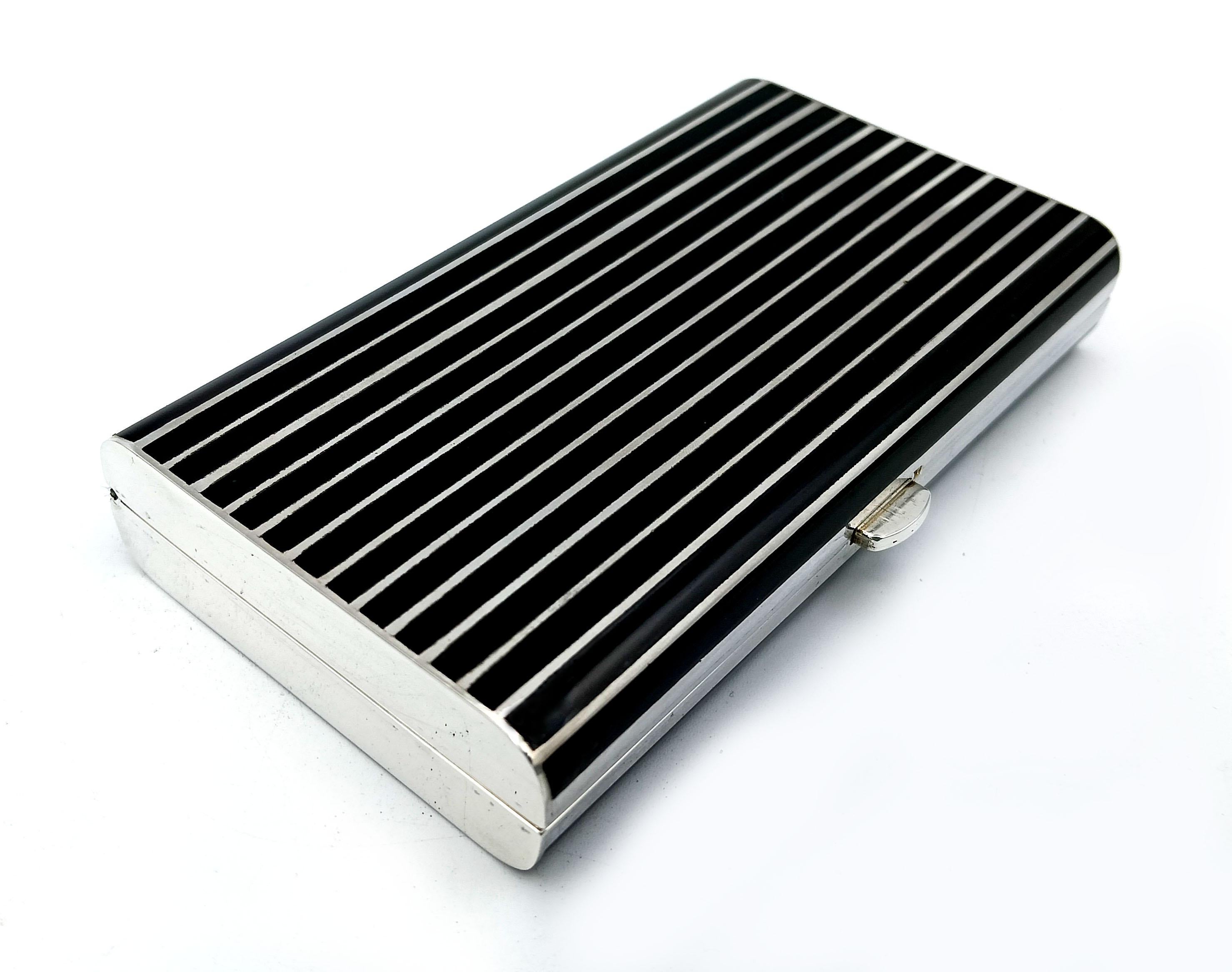 Cigarette Case black lines Art Deco style Salimbeni Tallado a mano en venta