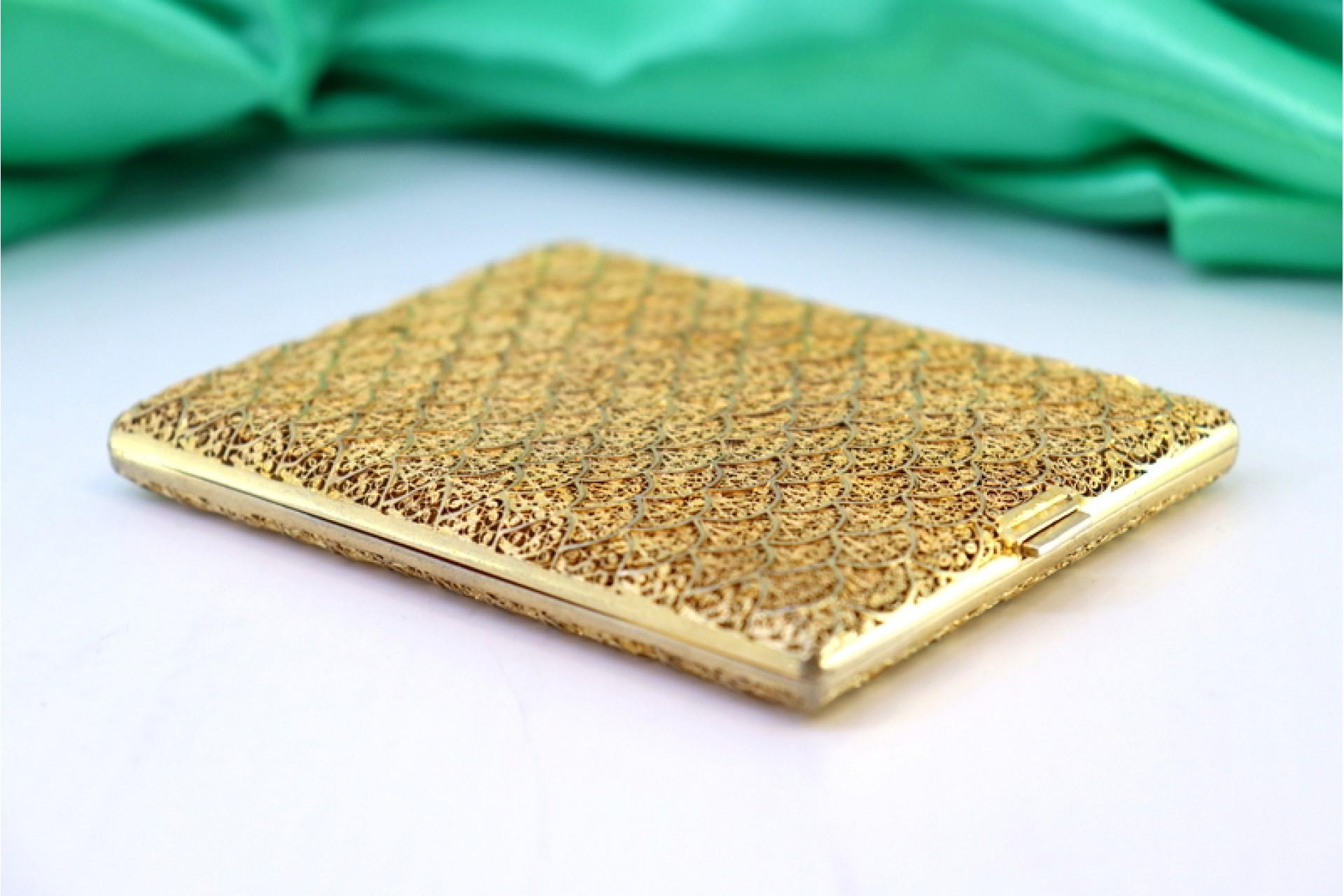 Silver Cigarette case in silver filigree w/ gold reliefs & two cigarette holders inside For Sale