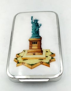 Pitillera Estatua de la Libertad en Nueva York pintada a mano en plata de ley esmaltada