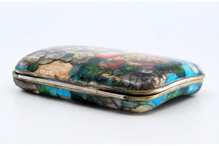 vintage evans cigarette case 293: EVANS CASE COMPANY, Press Easy cigarette cases with lighters, set of  four < Art Deco Treasures: Objects from the Capstick-Dale Collection, 5  June 2024 < Auctions
