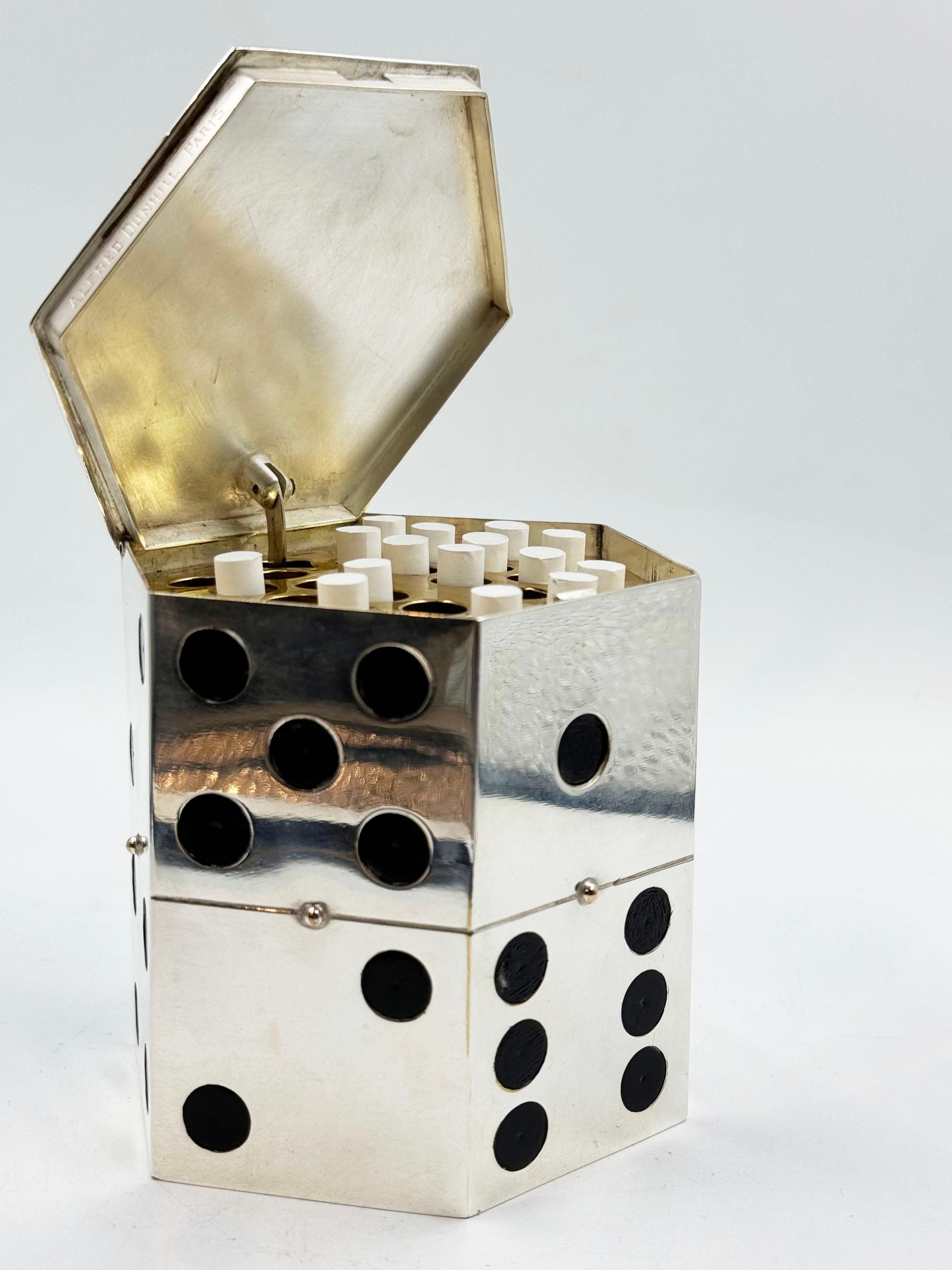 Dispensador de dados para cigarrillos de Legros Marius para Dunhill París Años 30 Silver en venta