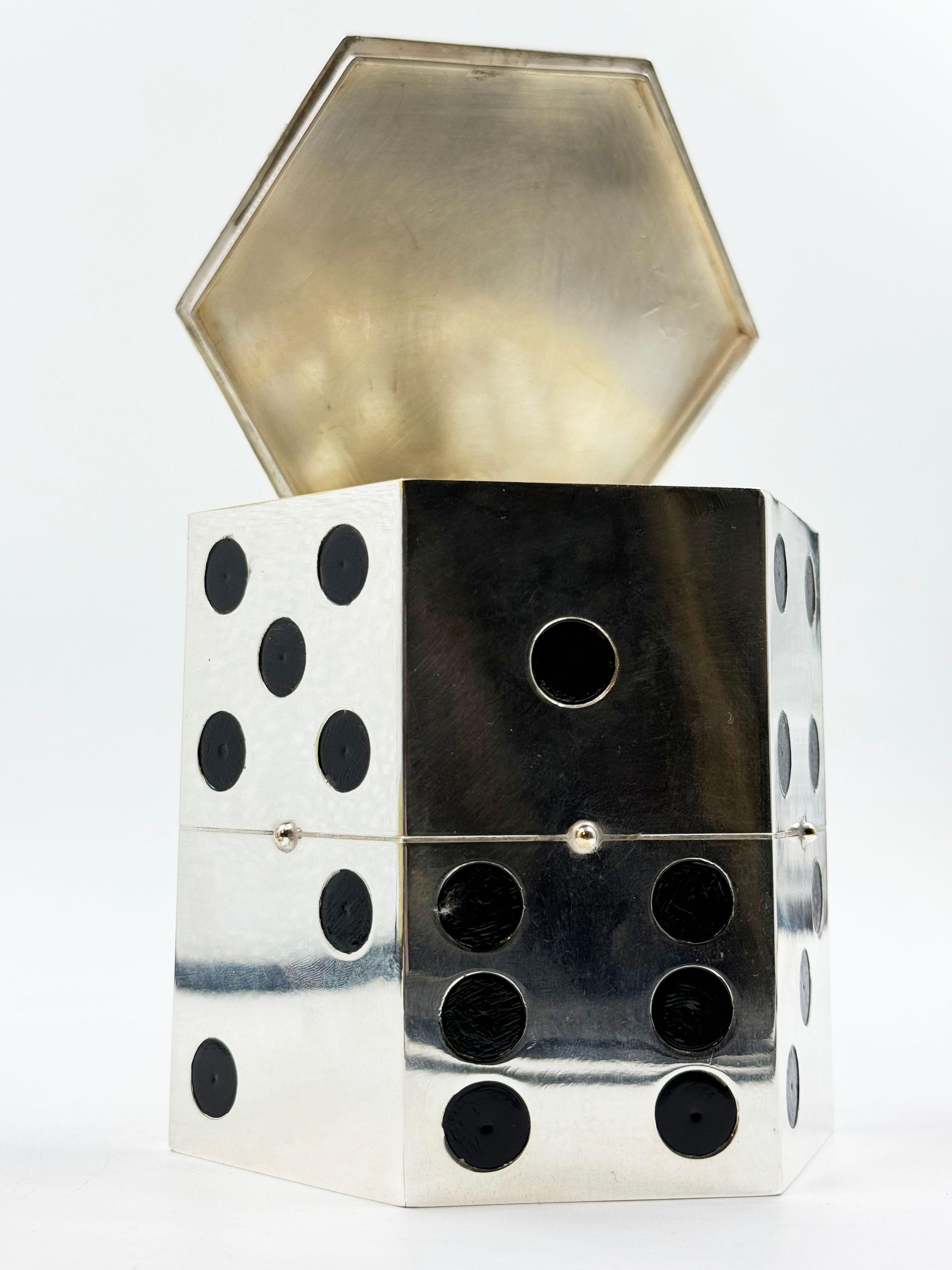 Dispensador de dados para cigarrillos de Legros Marius para Dunhill París Años 30 en venta 6