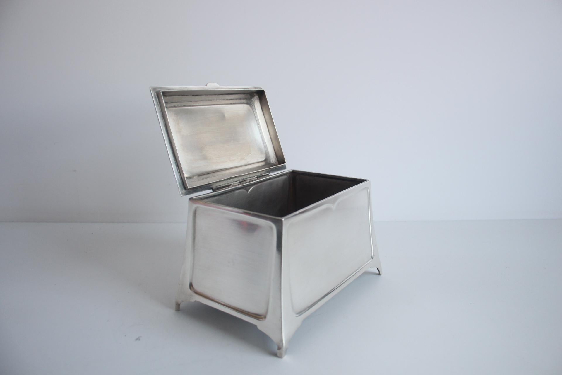 Scatola per sigarette o sigari, Art.Krupp Berndorf, CIRCA 1900 in vendita 2