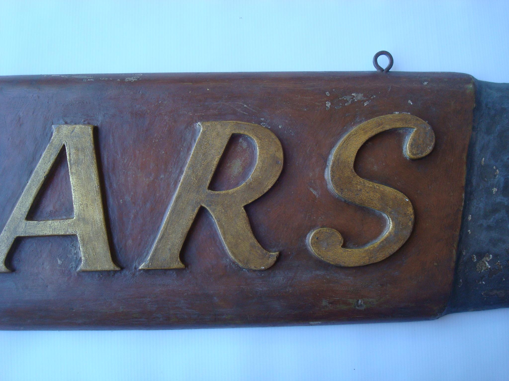 Cigars Store / Trade Folk Art Wooden Carved Sign. c 1900 In Good Condition For Sale In Buenos Aires, Olivos