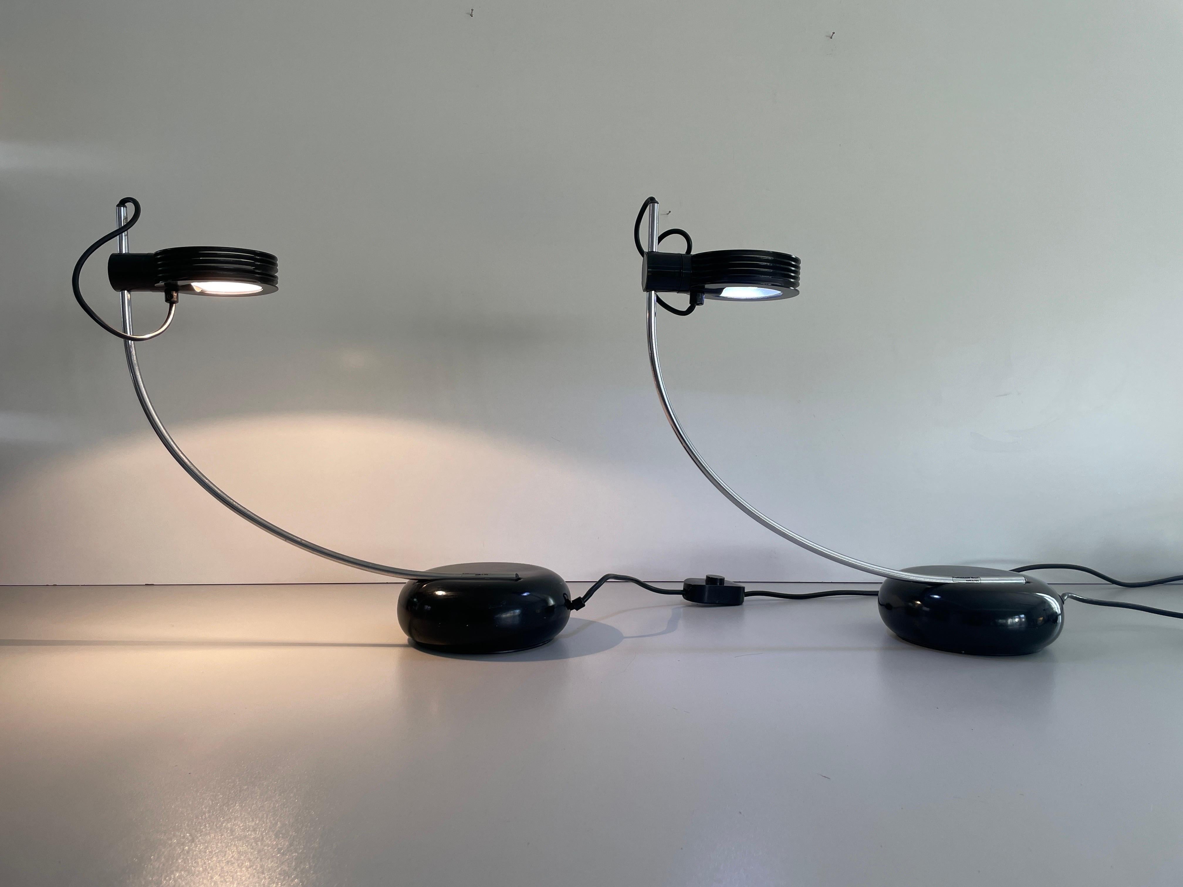 'Cigno' Model Pair of Table Lamps by IGuzzini, 1970s, Italy For Sale 4