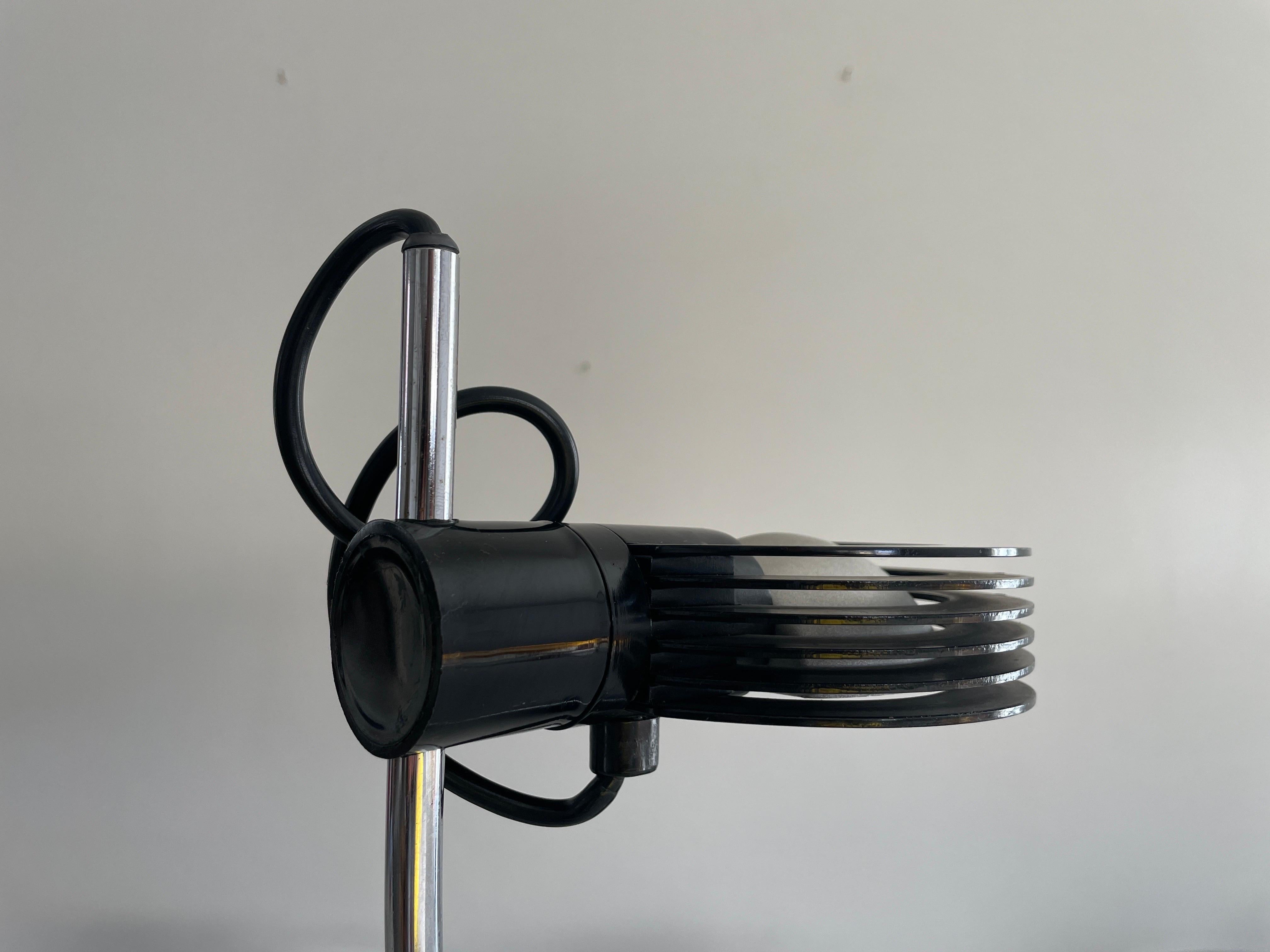 'Cigno' Model Pair of Table Lamps by IGuzzini, 1970s, Italy For Sale 5