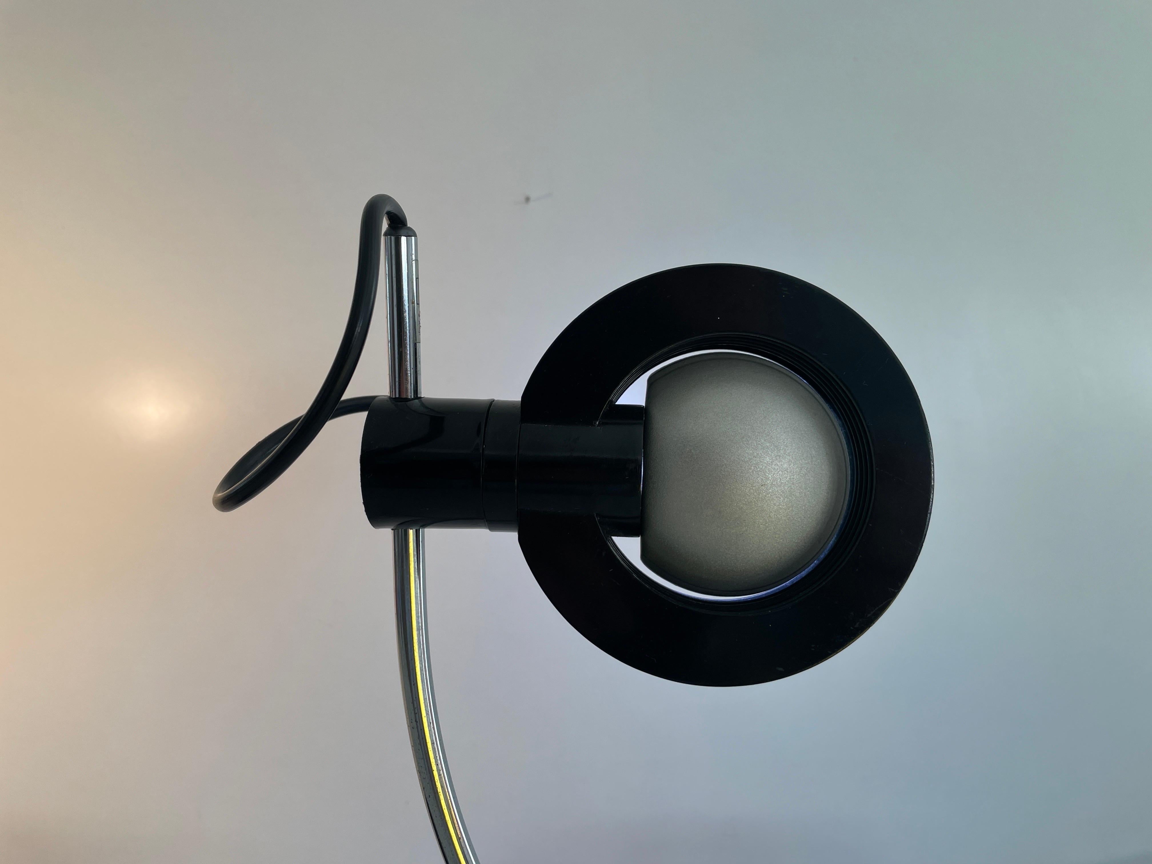 'Cigno' Model Pair of Table Lamps by IGuzzini, 1970s, Italy For Sale 9