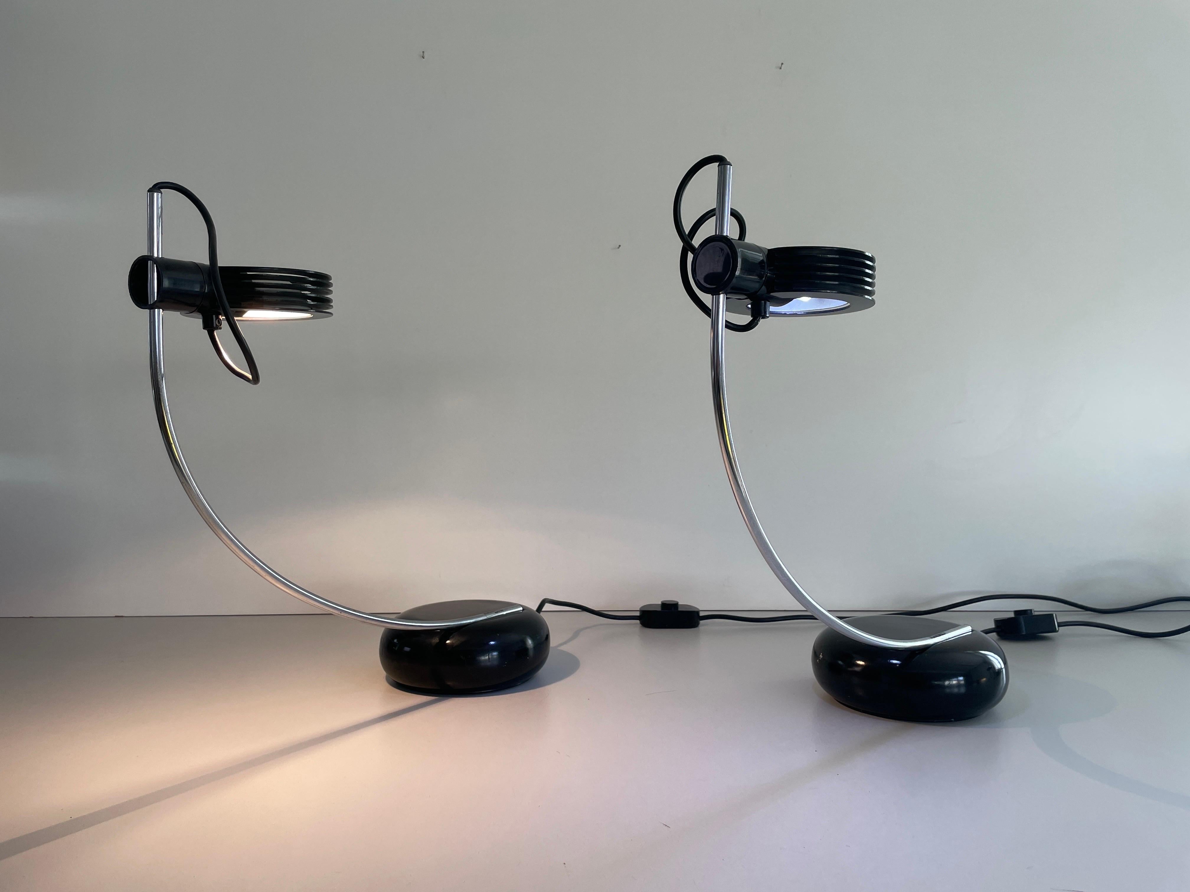 'Cigno' Model Pair of Table Lamps by IGuzzini, 1970s, Italy For Sale 2
