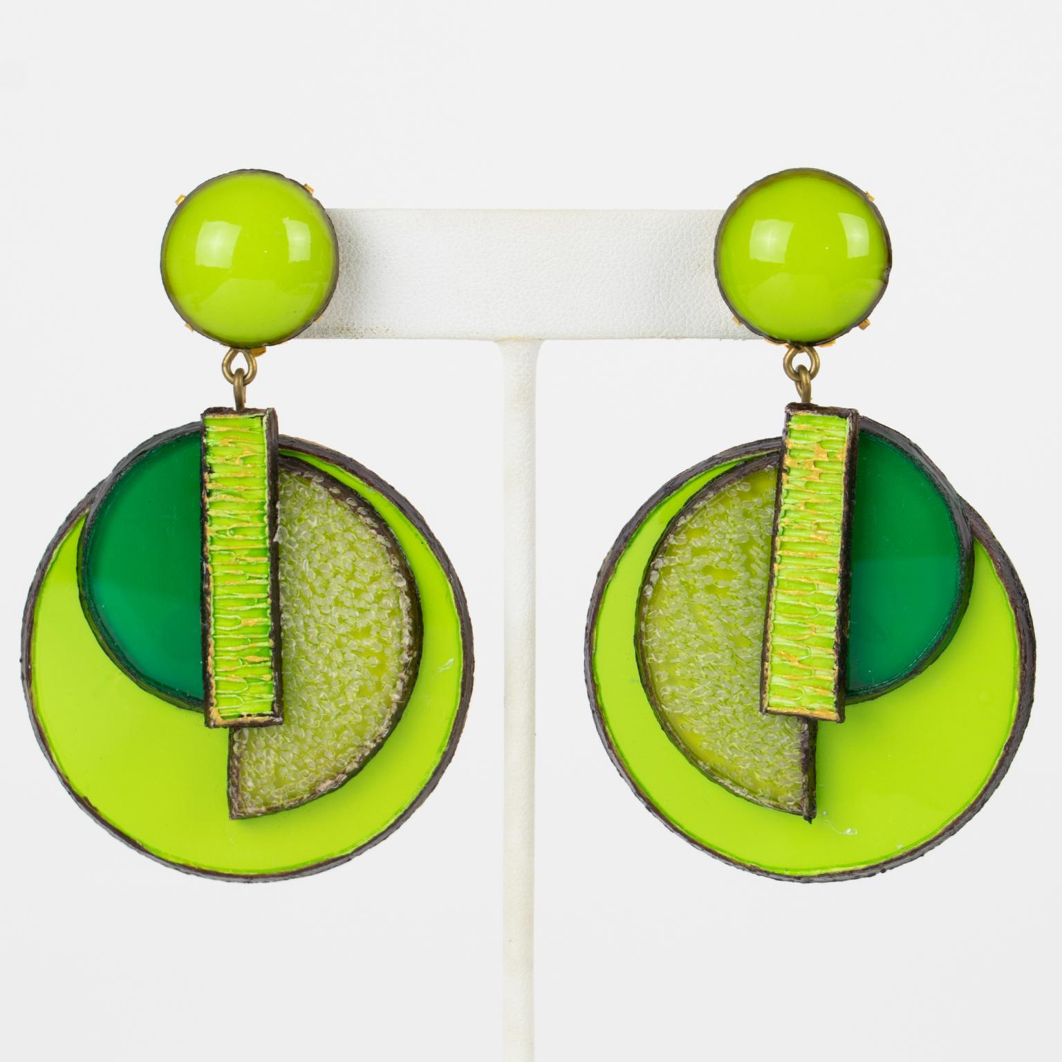 Cilea Paris Geometric Green Resin Clip Earrings For Sale 2