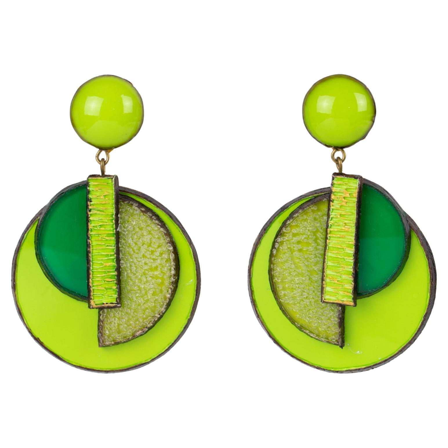 Cilea Paris Geometric Green Resin Clip Earrings For Sale