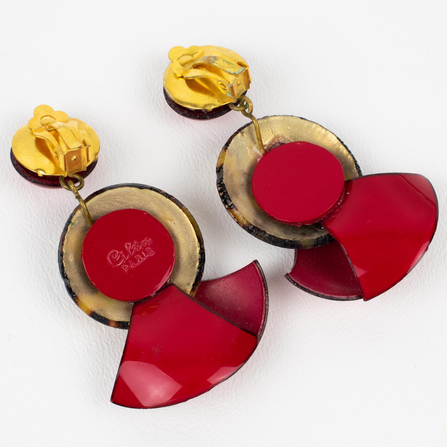Cilea Clip-on Earrings in Red and Tortoise Resin In Excellent Condition For Sale In Atlanta, GA