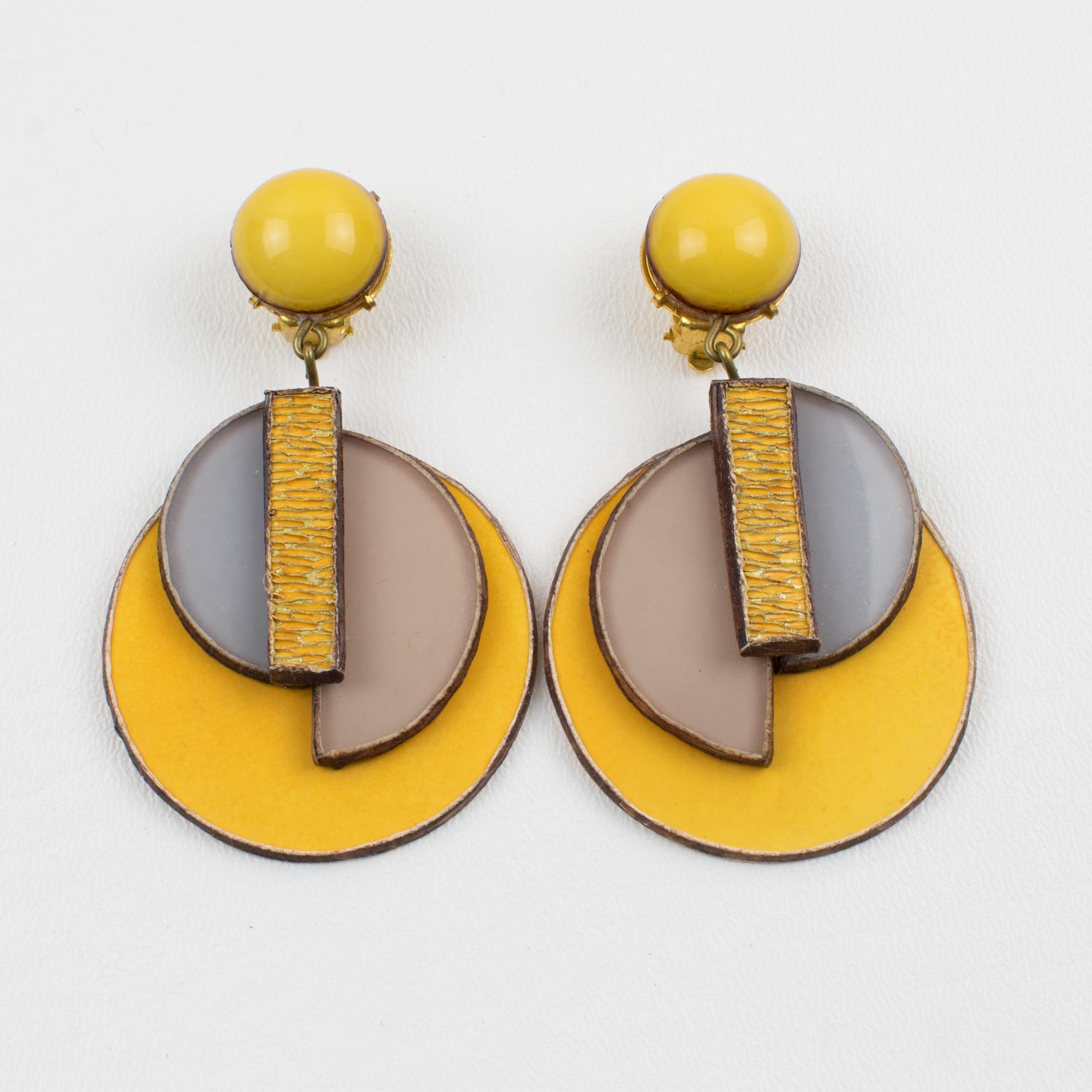 Cilea Paris Art Deco Inspired Dangle Resin Clip Earrings In Excellent Condition In Atlanta, GA