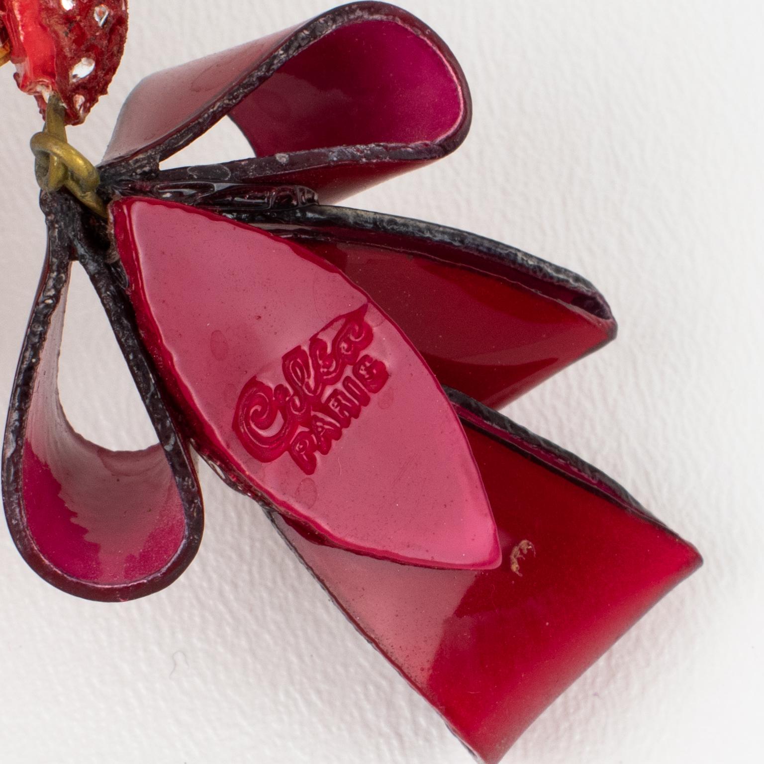 Cilea Paris Dangle Resin Pierced Earrings Ruby Red Ribbon in vendita 1