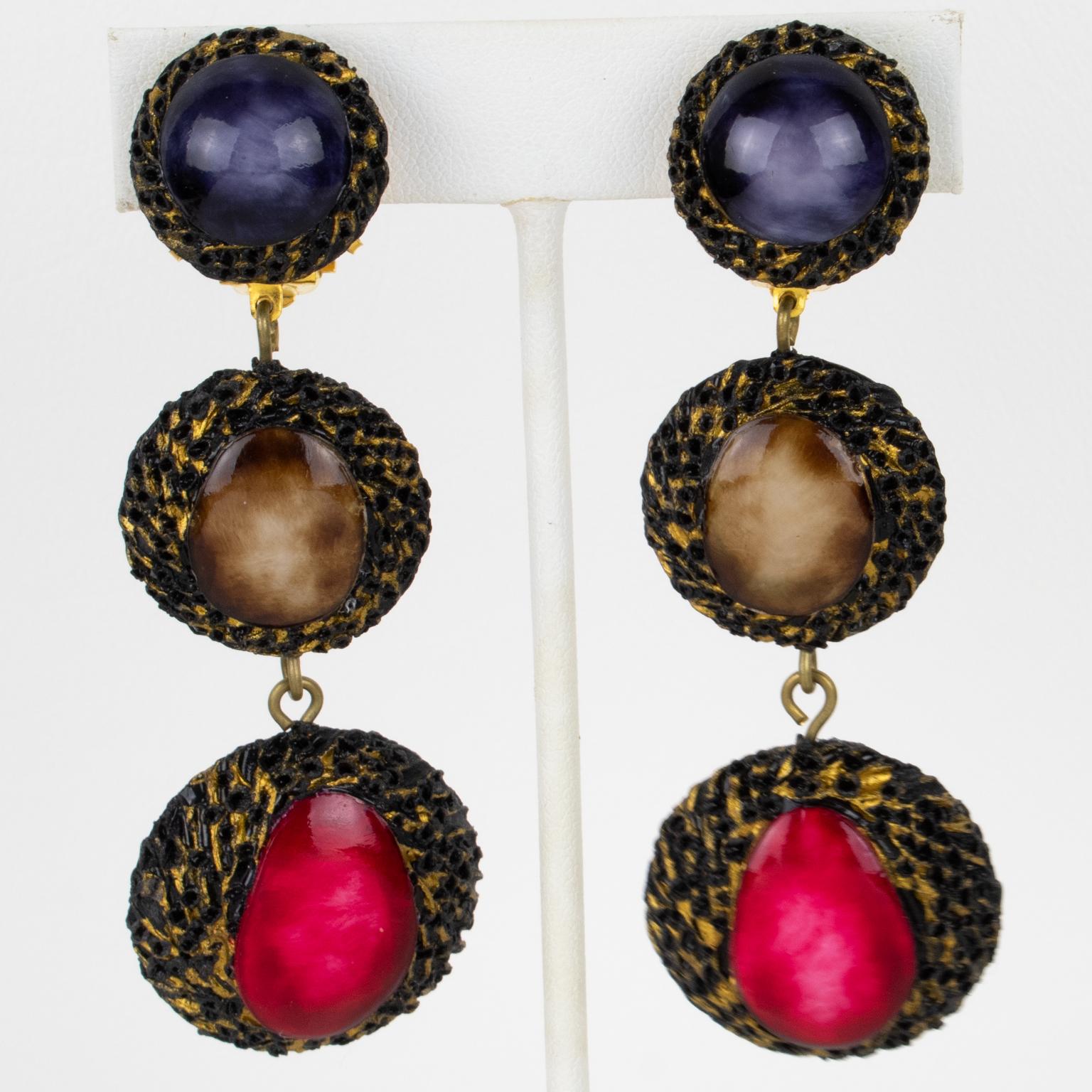 Pendientes colgantes de resina roja, beige y morada Cilea Paris en venta 2