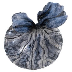 Broche Cilea Paris de plata y resina de calabaza azul