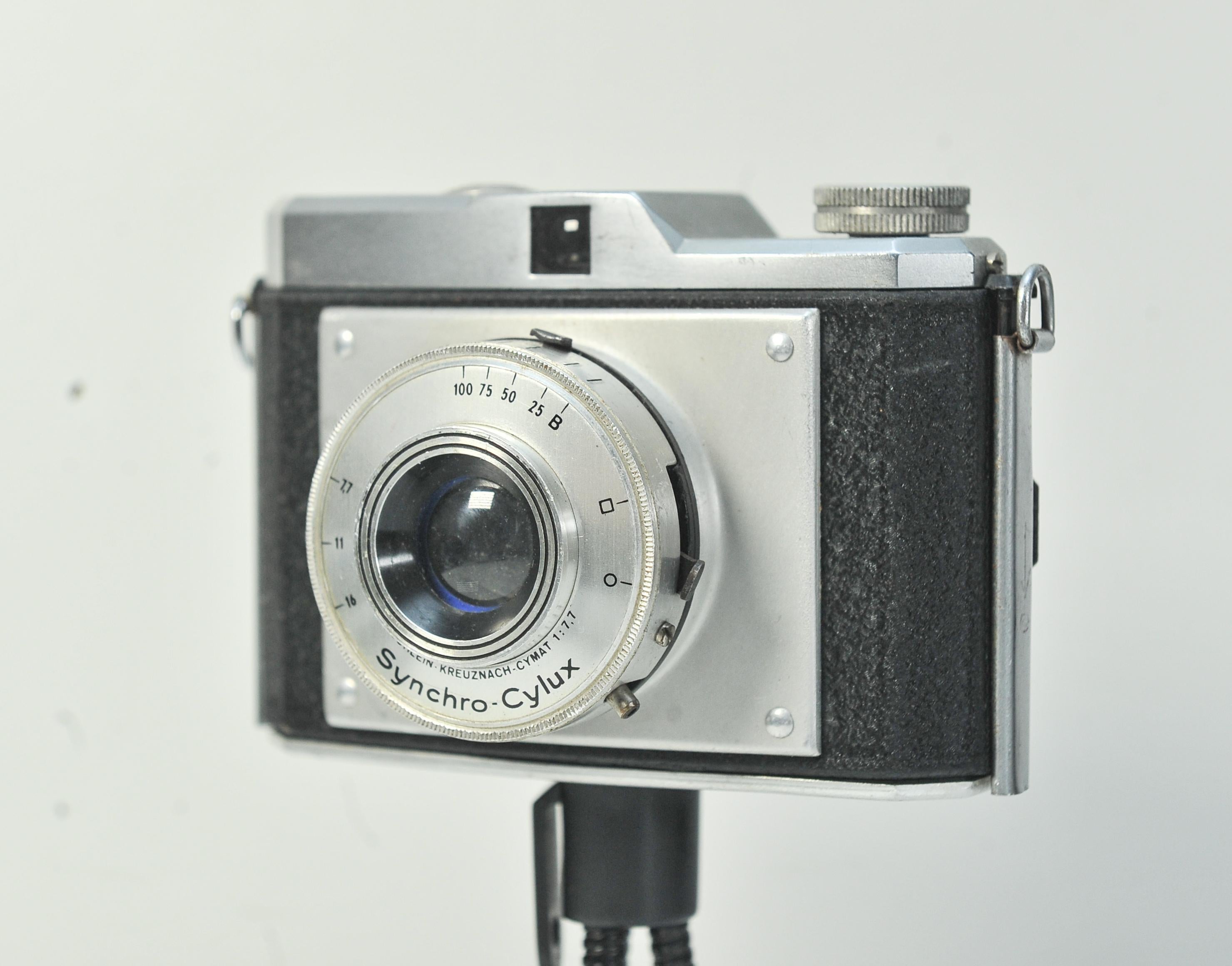 Cima 44 Luxette 127 Roll Film Viewfinder Camera With Roeschlein Kreuznach Cymat  In Good Condition In High Wycombe, GB