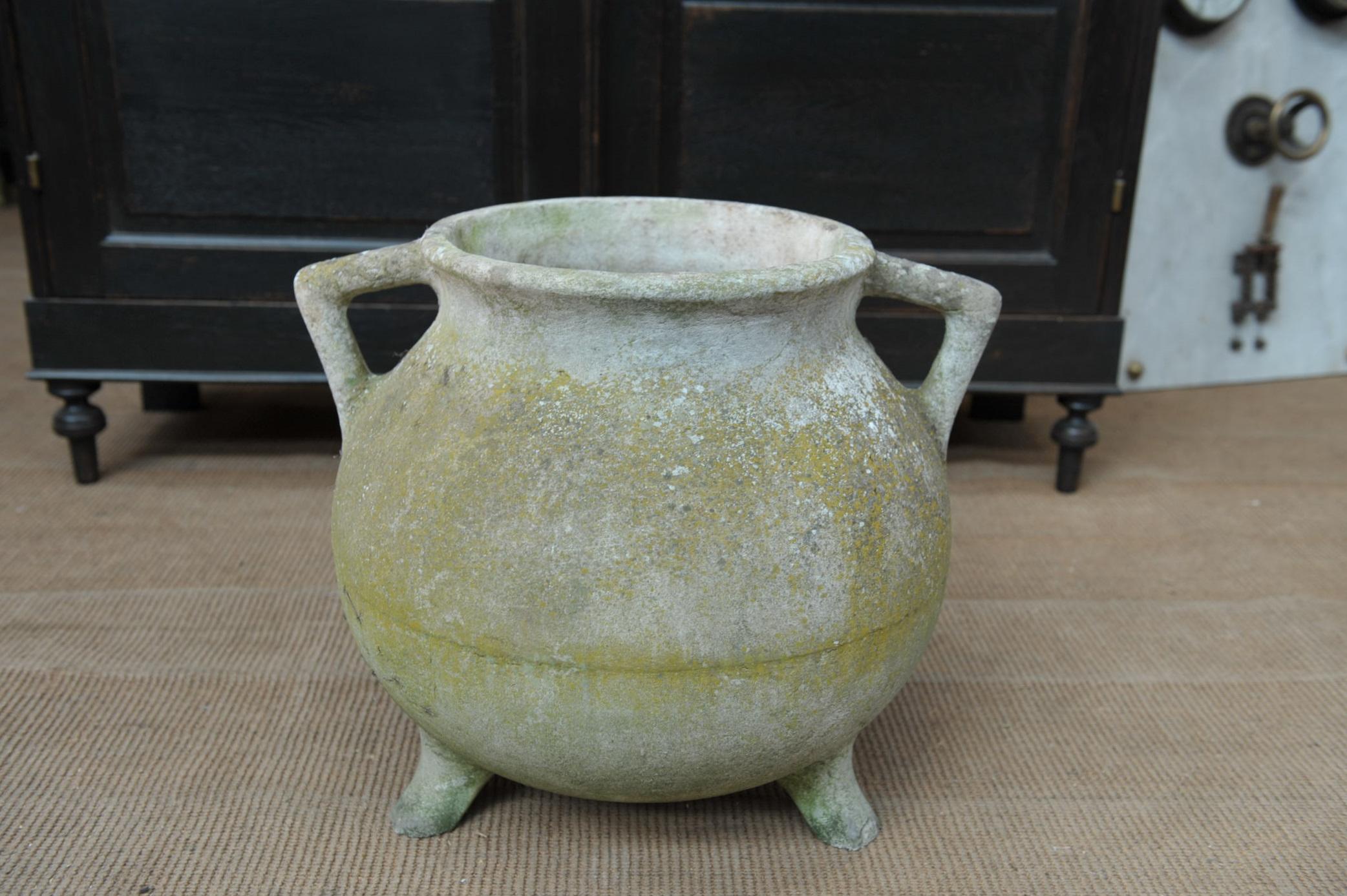 Cement Planter by Willy Guhl, circa 1950 For Sale 4