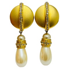 CIN USA  Gold Perle Strass riesige baumelnde Designer Laufsteg-Ohrclips an Ohrringen