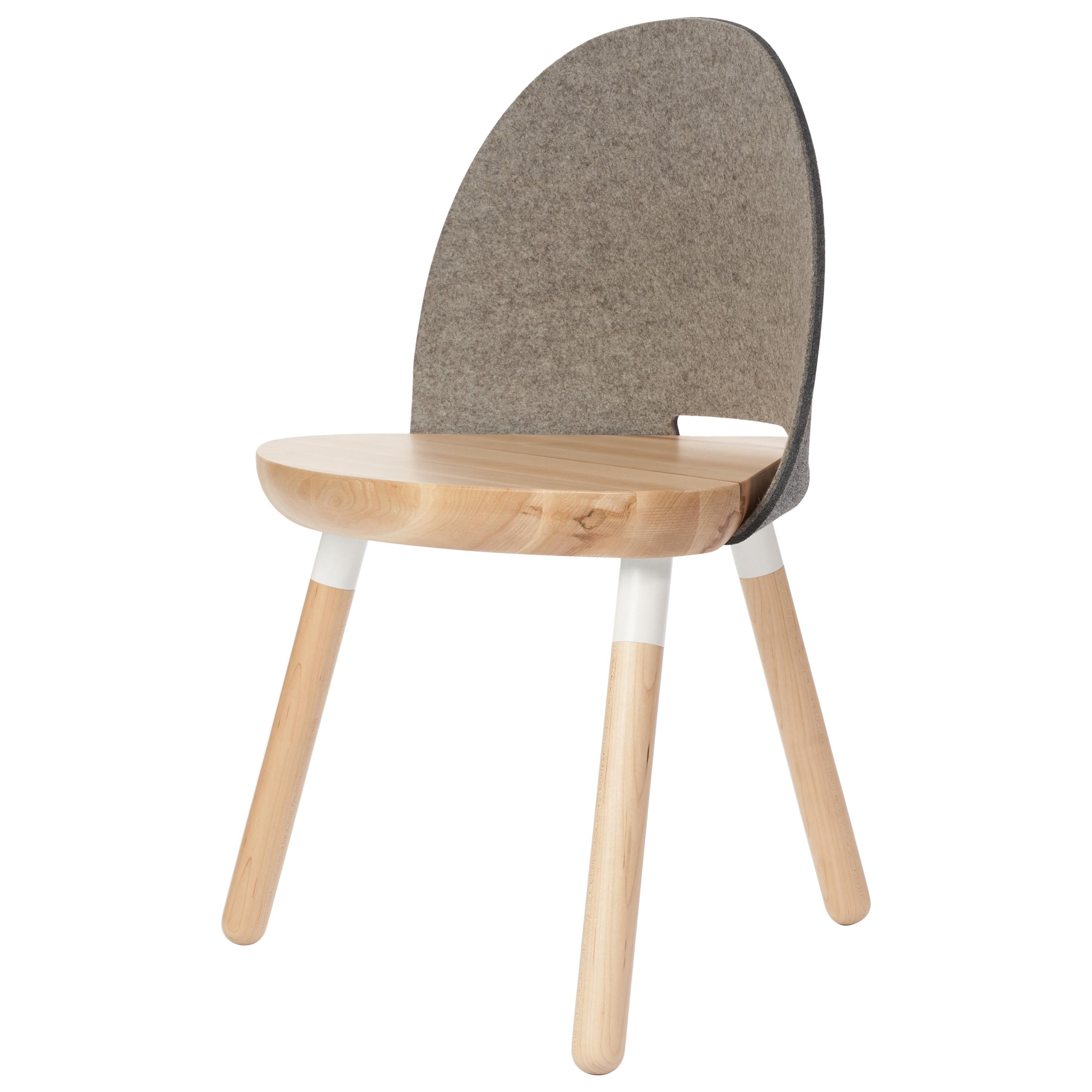 Cinch Chair, Melton Wool, Wood Seat and Eco-Friendly Powder Coated Steel Support im Angebot