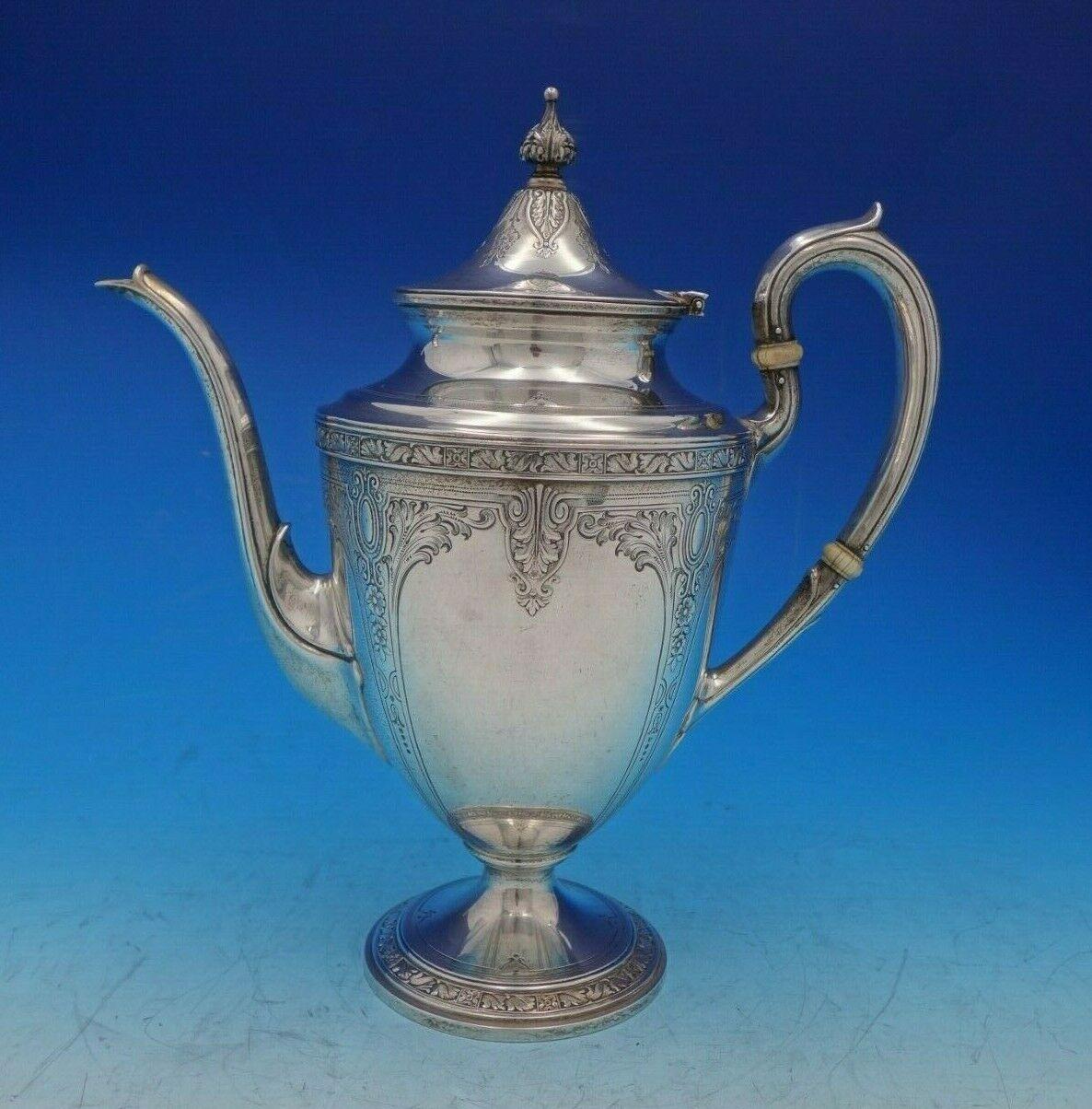 Service à thé de 7 pièces en argent sterling Cinderella by Gorham avec plateau en métal argenté en vente 1